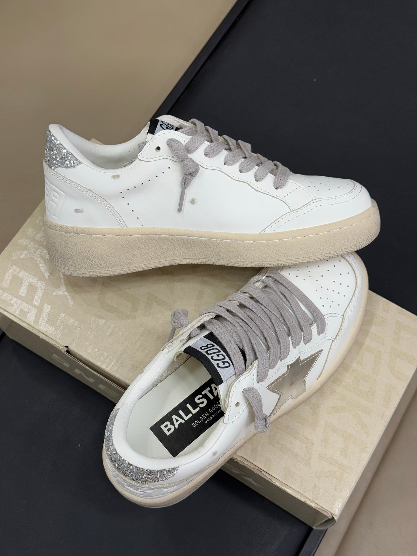 LuxluxHouse Best Quality Shoes Golden Goose