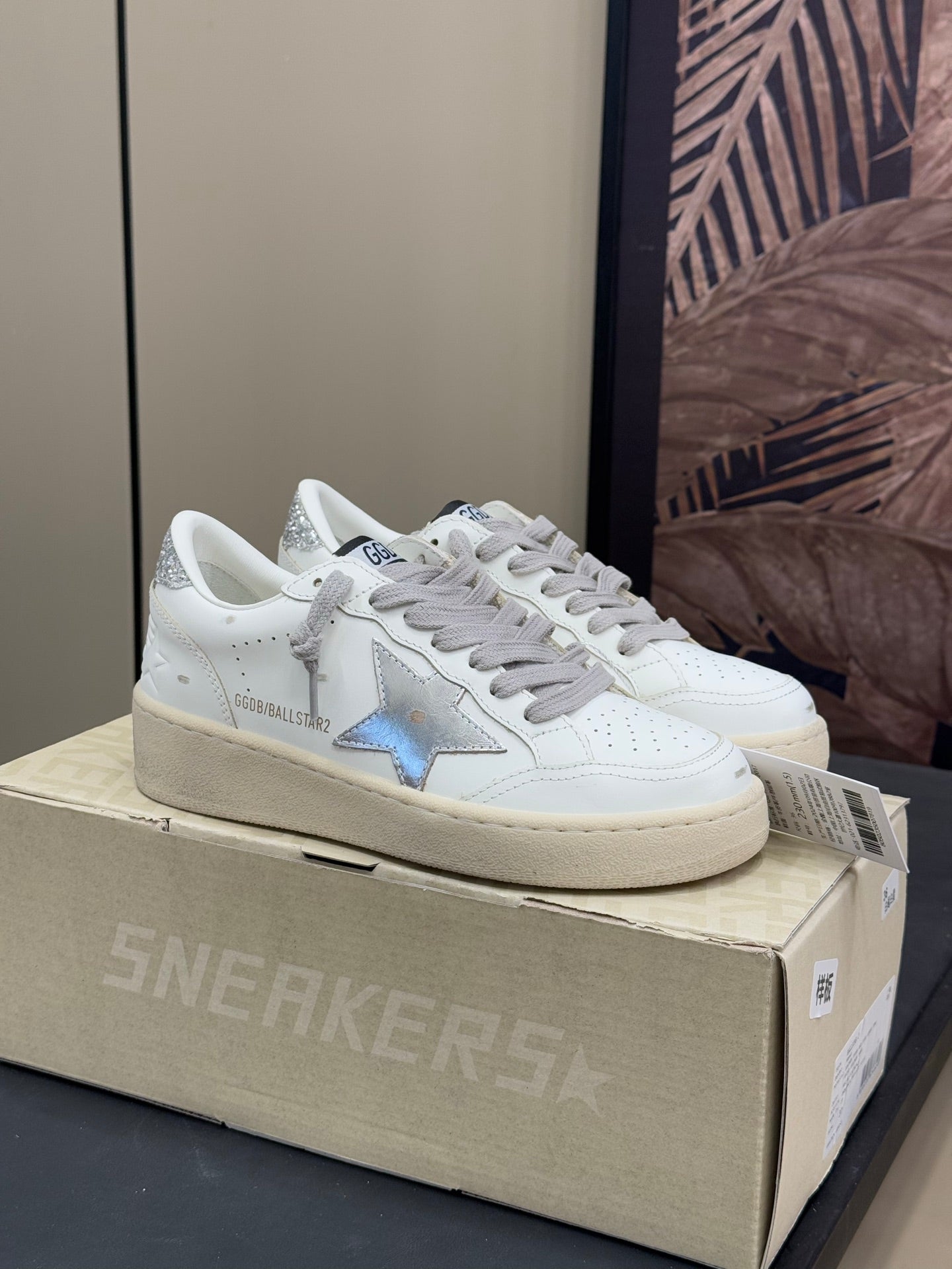 LuxluxHouse Best Quality Shoes Golden Goose
