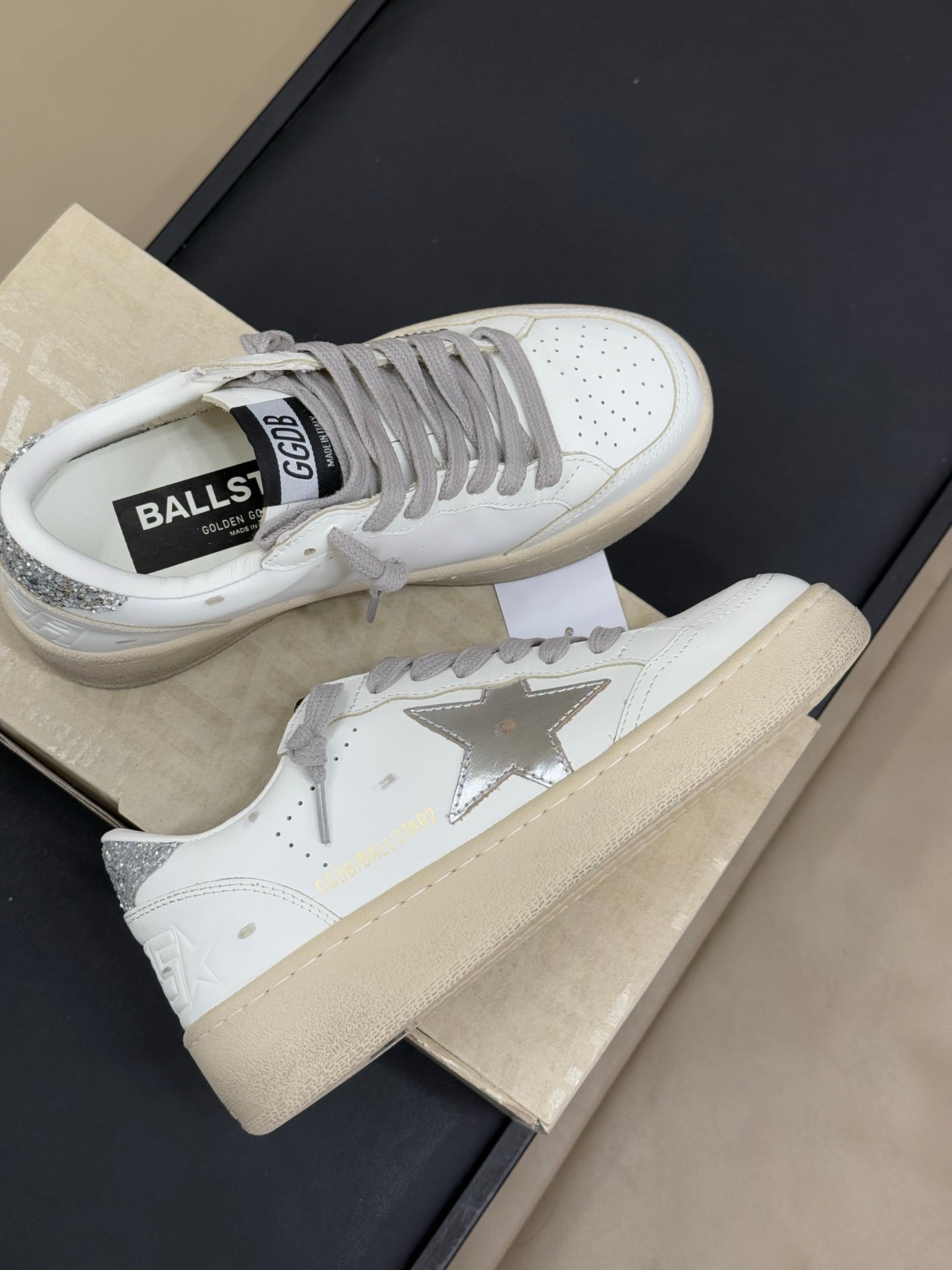 LuxluxHouse Best Quality Shoes Golden Goose