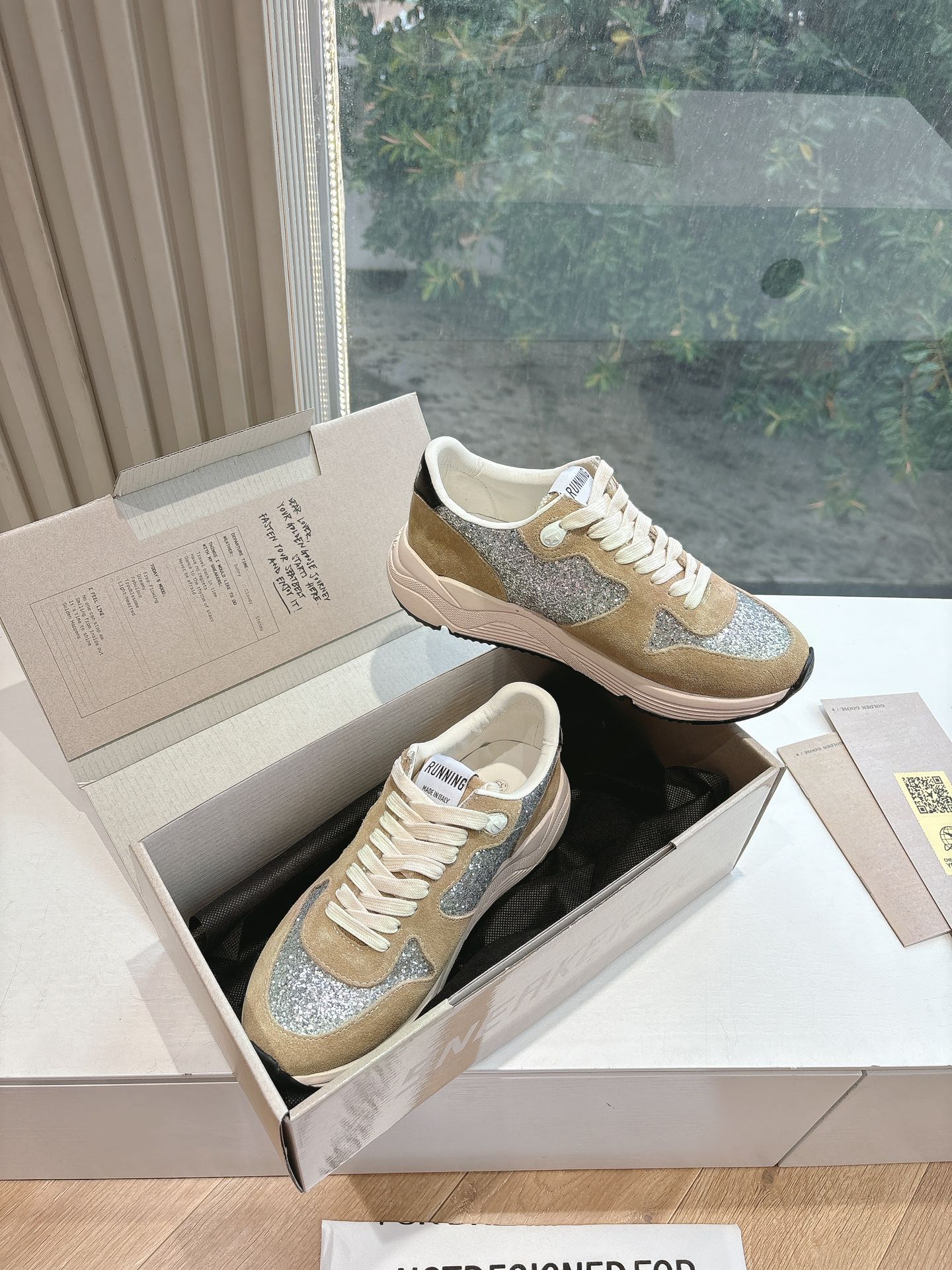LuxluxHouse Best Quality Shoes Golden Goose