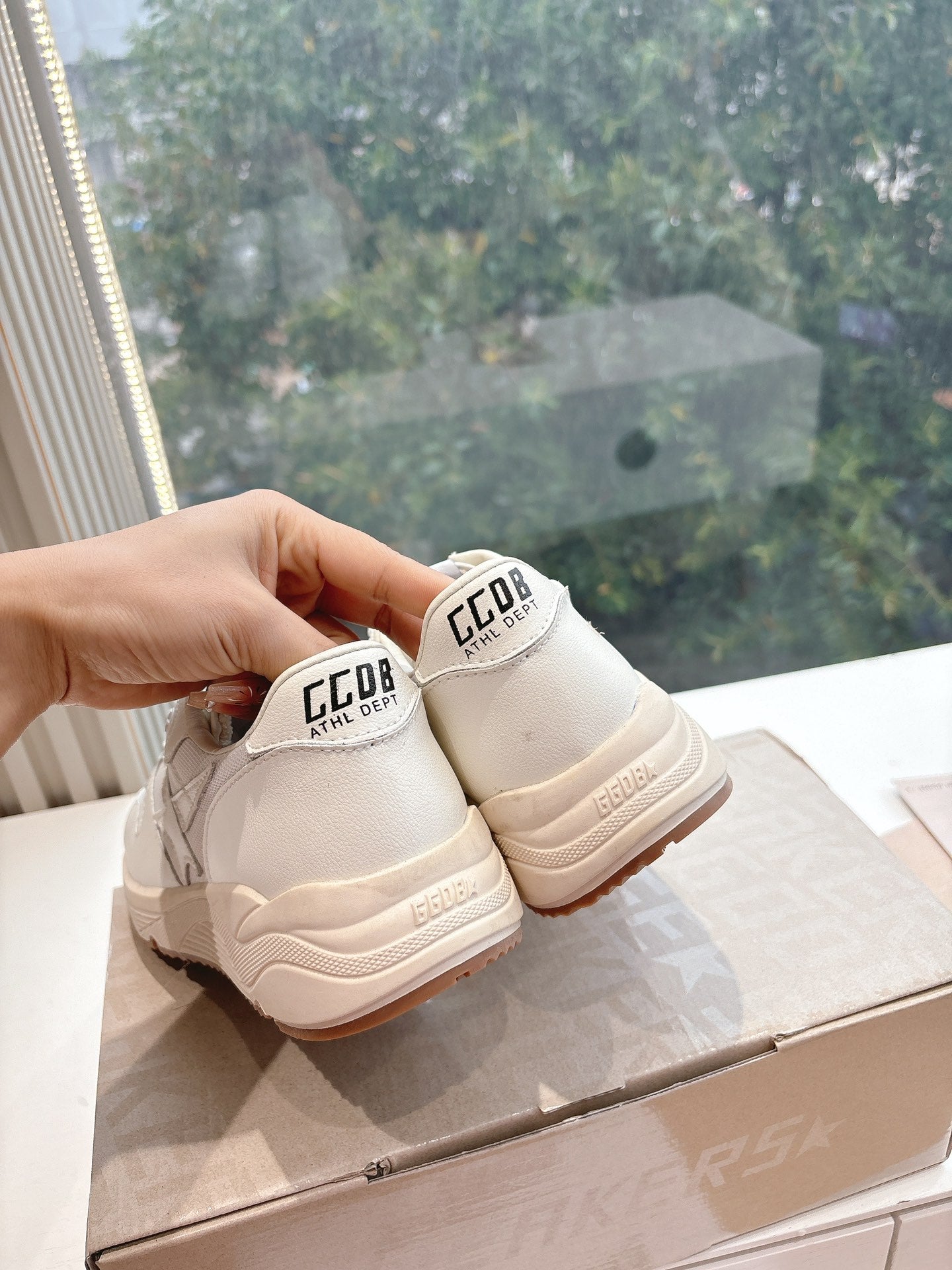 LuxluxHouse Best Quality Shoes Golden Goose