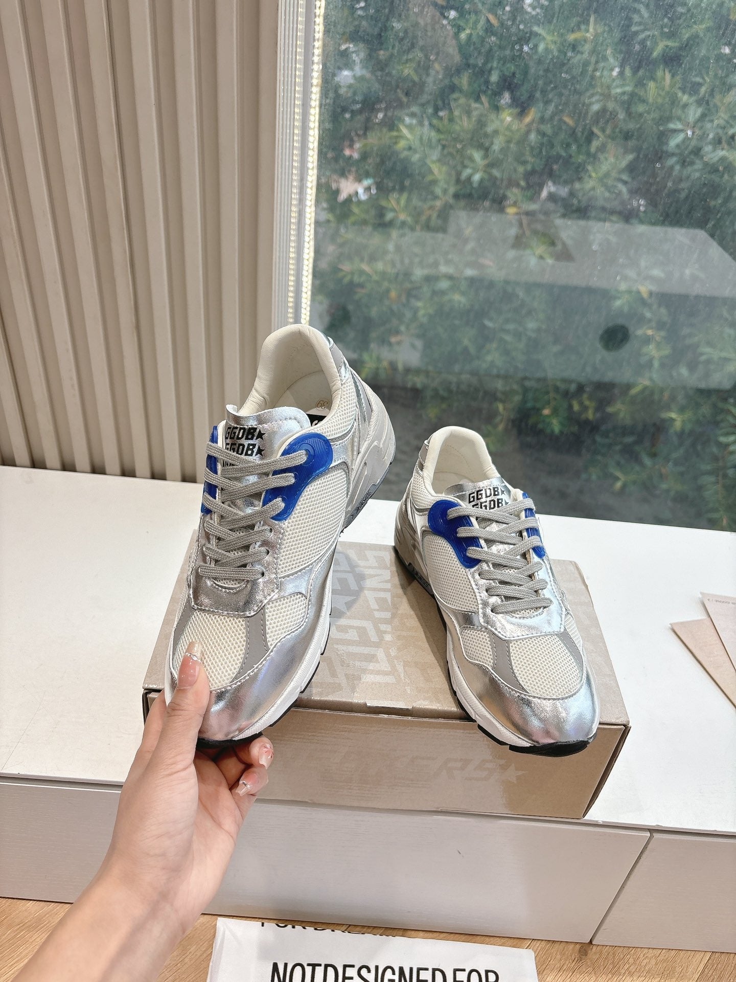 LuxluxHouse Best Quality Shoes Golden Goose