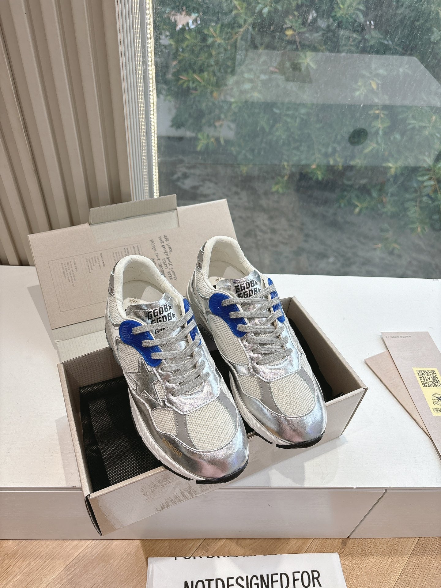 LuxluxHouse Best Quality Shoes Golden Goose