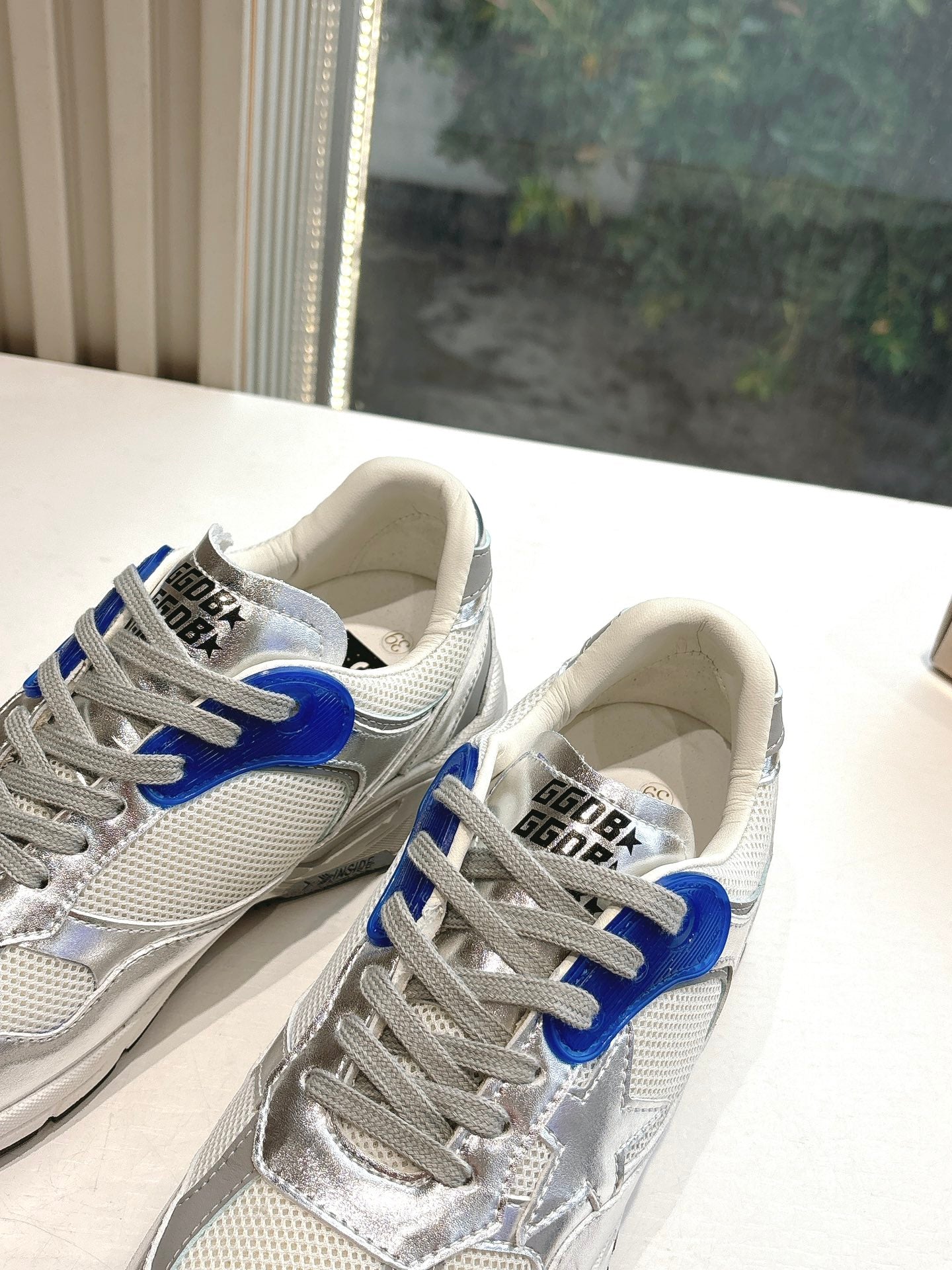 LuxluxHouse Best Quality Shoes Golden Goose