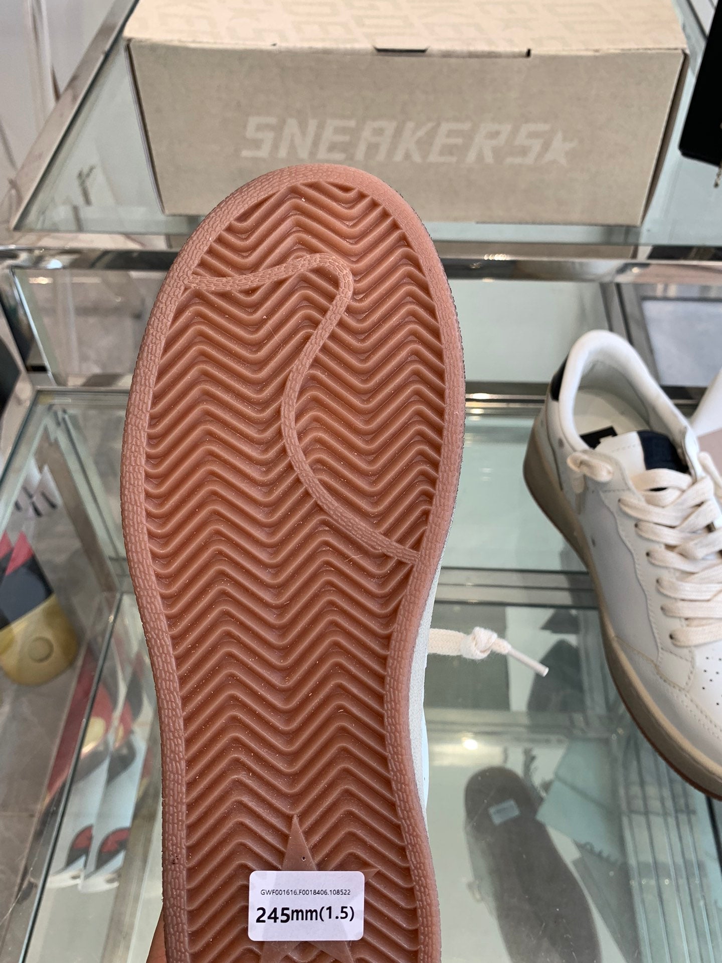 LuxluxHouse Best Quality Shoes Golden Goose