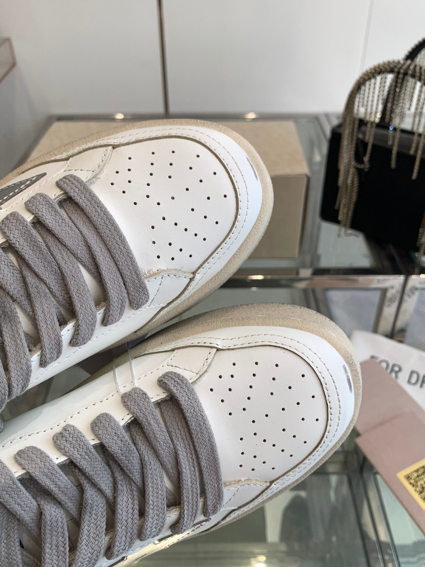 LuxluxHouse Best Quality Shoes Golden Goose