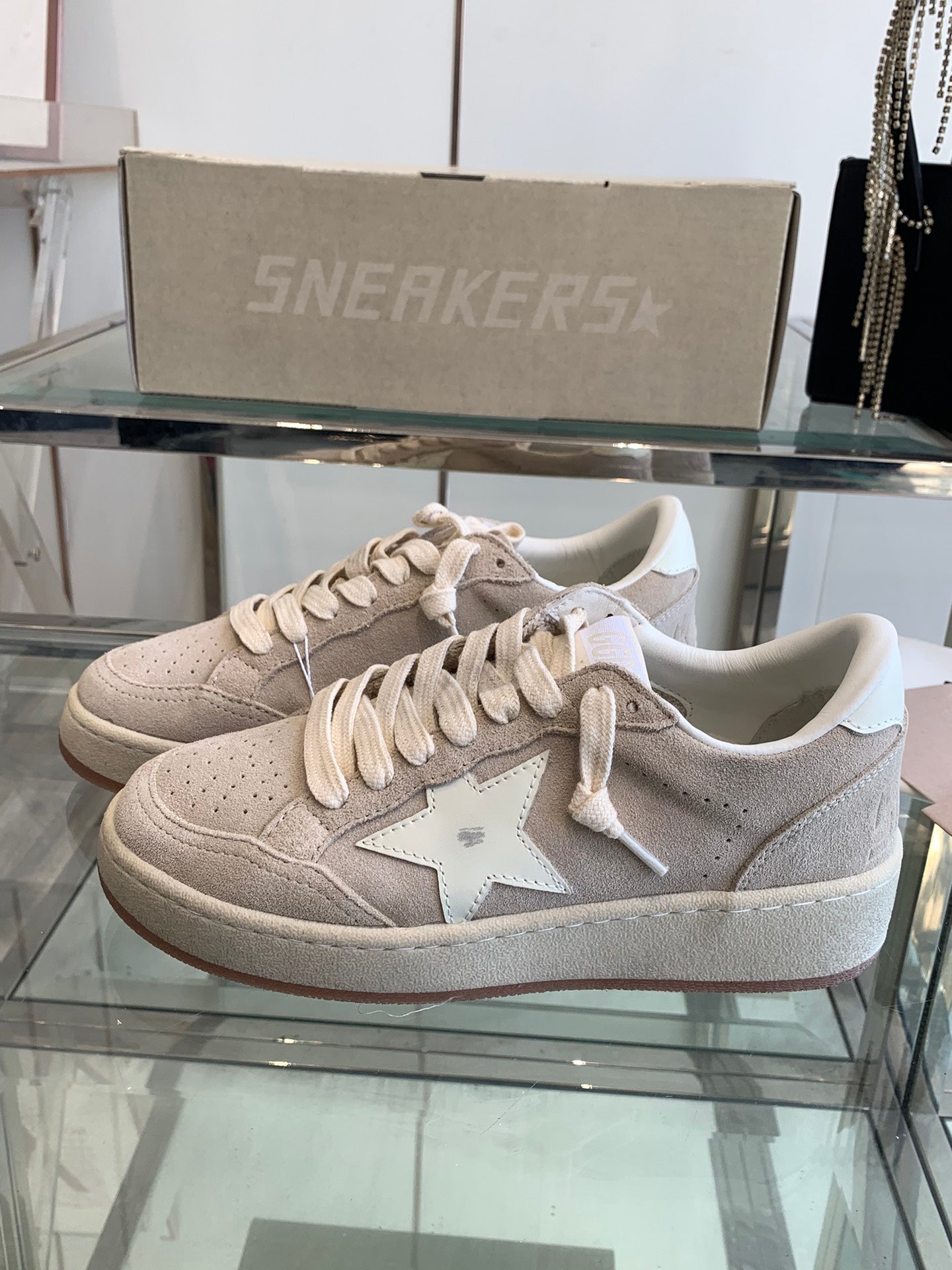 LuxluxHouse Best Quality Shoes Golden Goose