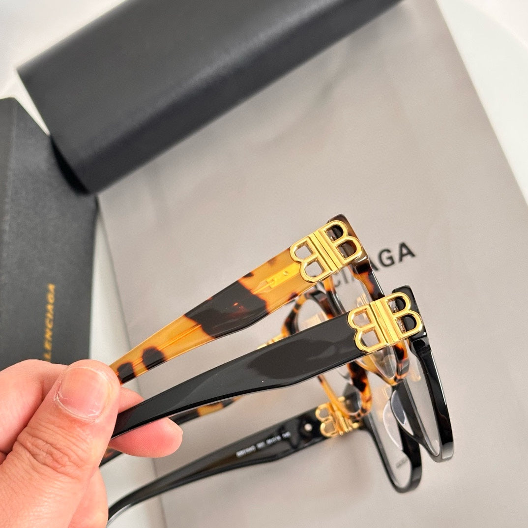 LuxluxHouse Best Quality Glasses Balenciaga