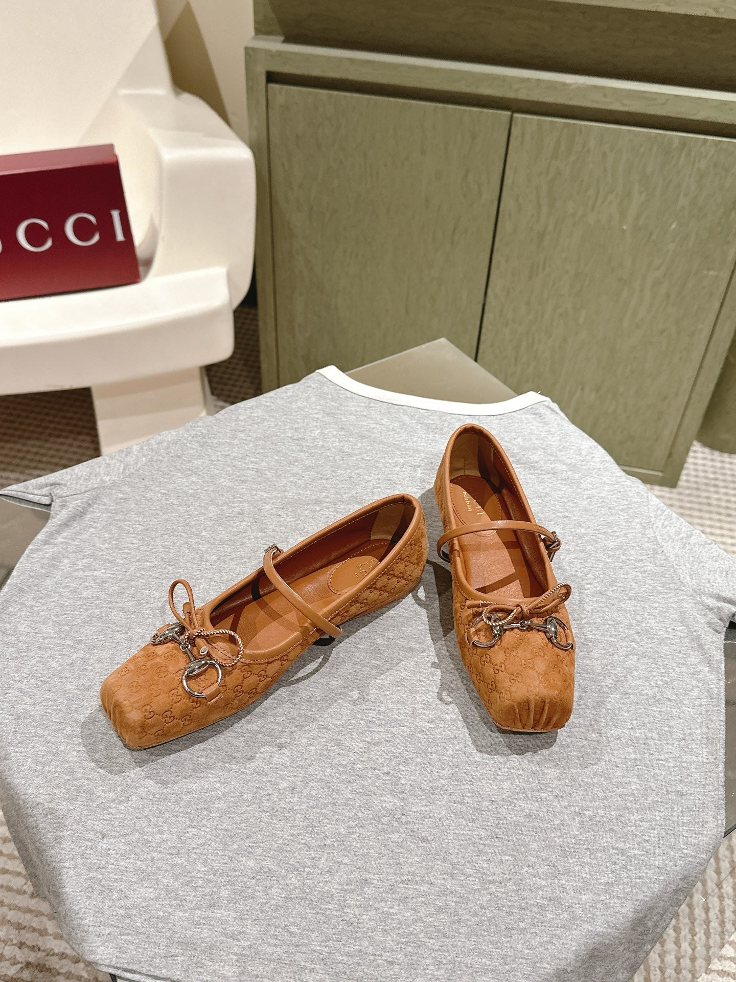 LuxluxHouse Best Quality Gucci Women Shoes