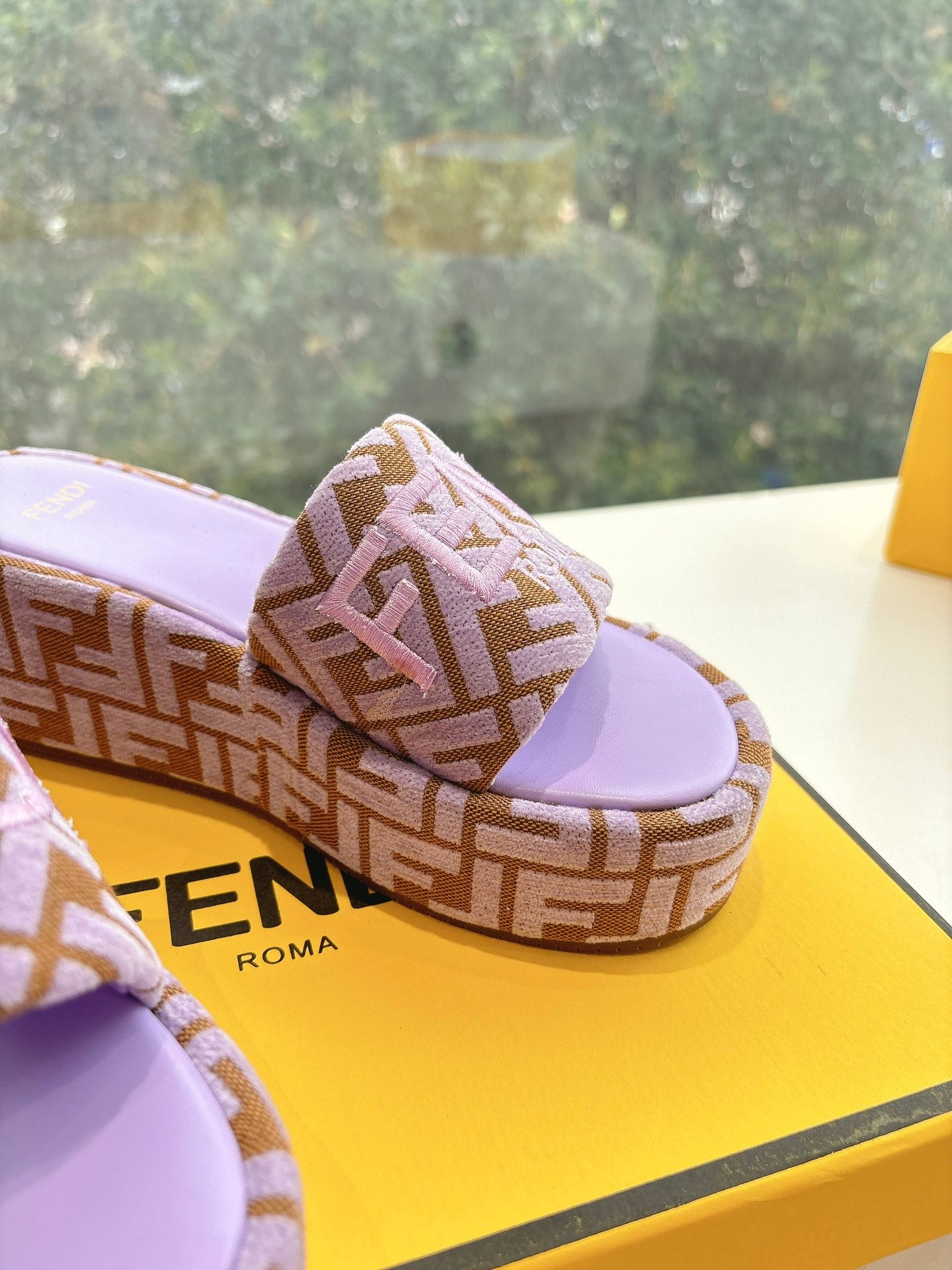LuxluxHouse Best Quality Fendi Women Shoes