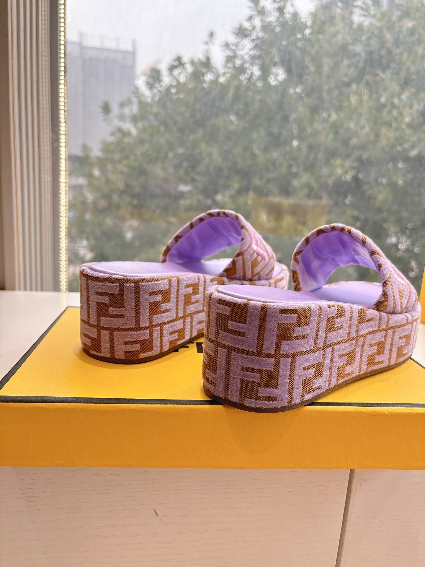 LuxluxHouse Best Quality Fendi Women Shoes
