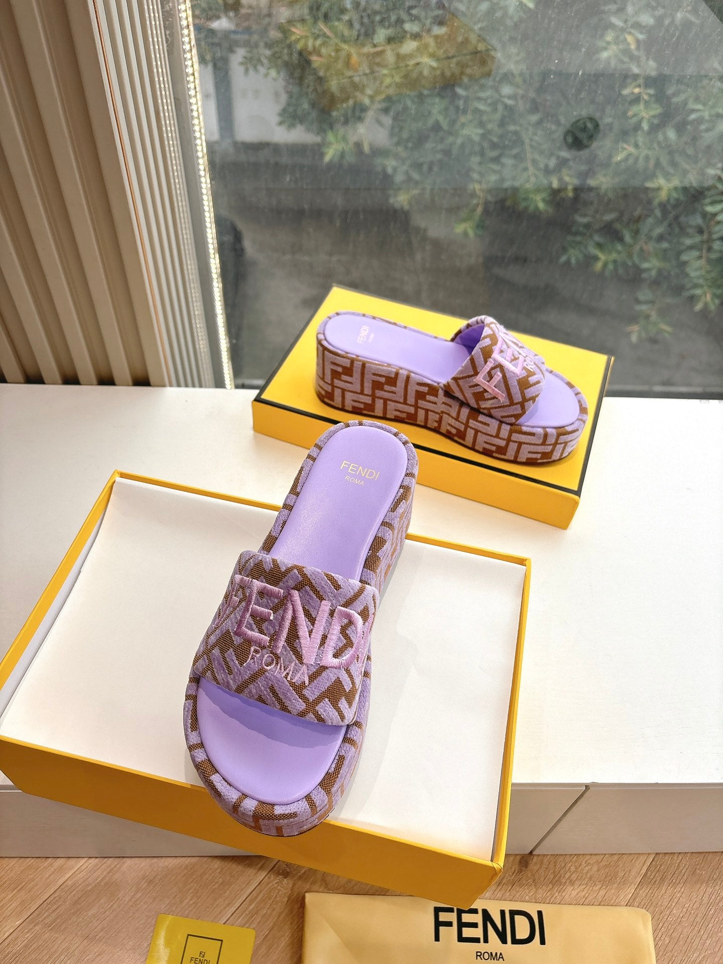 LuxluxHouse Best Quality Fendi Women Shoes