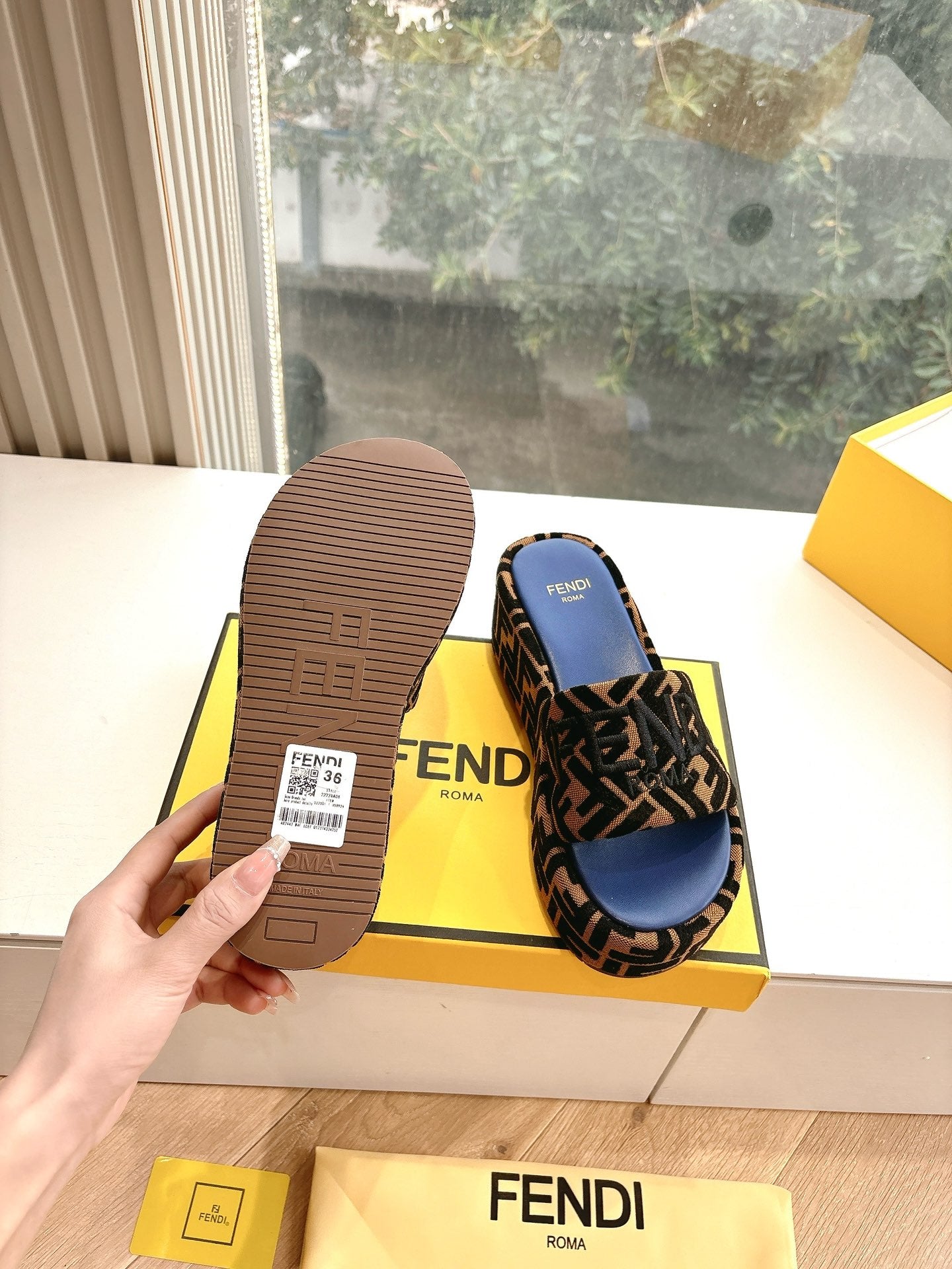LuxluxHouse Best Quality Fendi Women Shoes