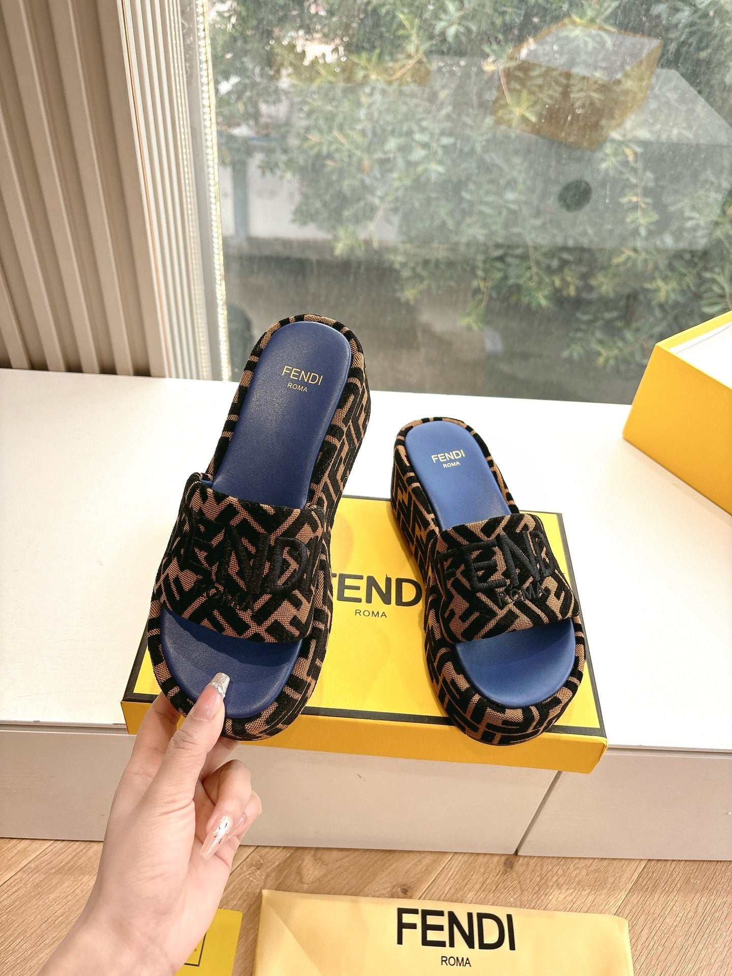 LuxluxHouse Best Quality Fendi Women Shoes