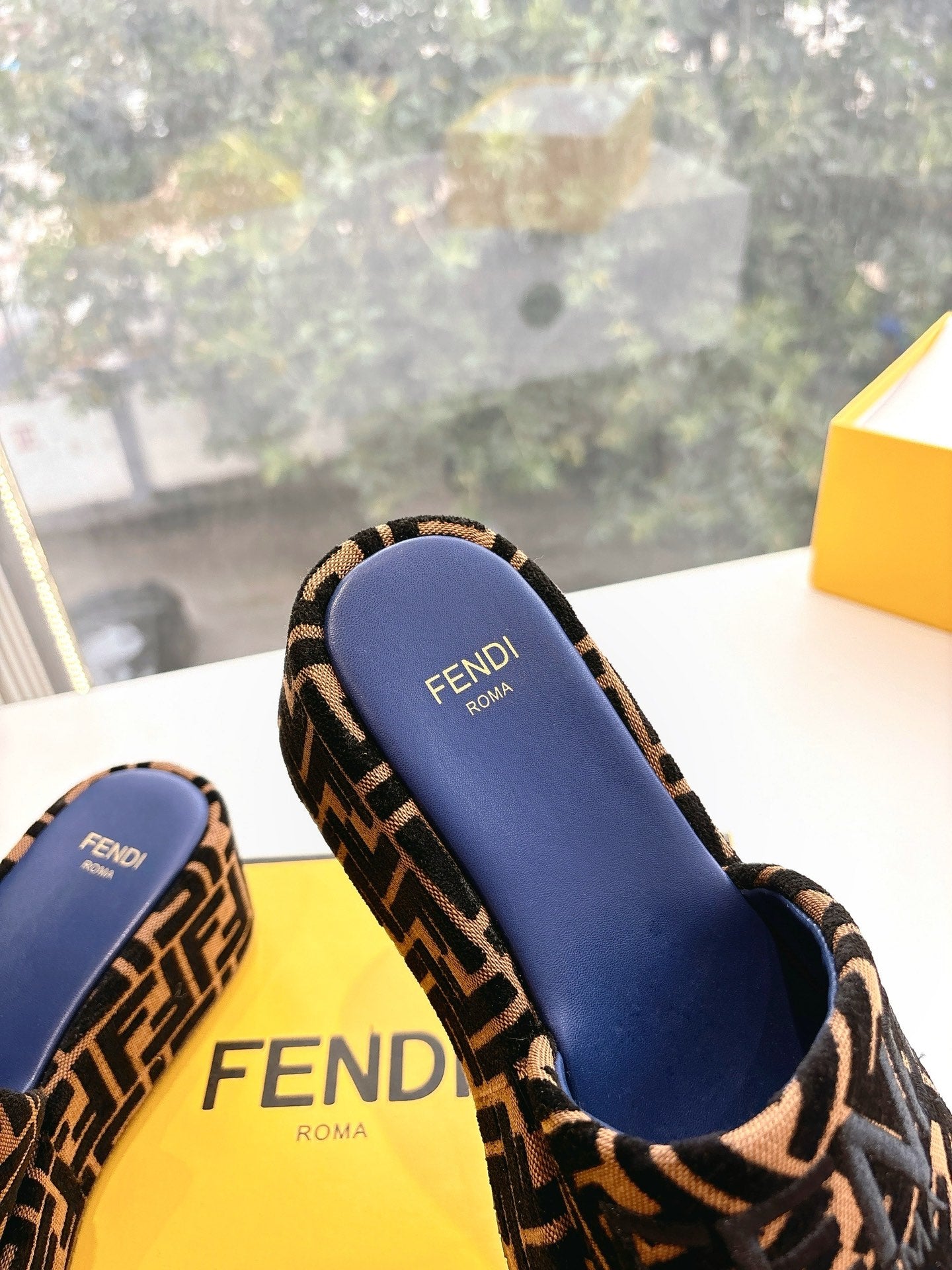 LuxluxHouse Best Quality Fendi Women Shoes