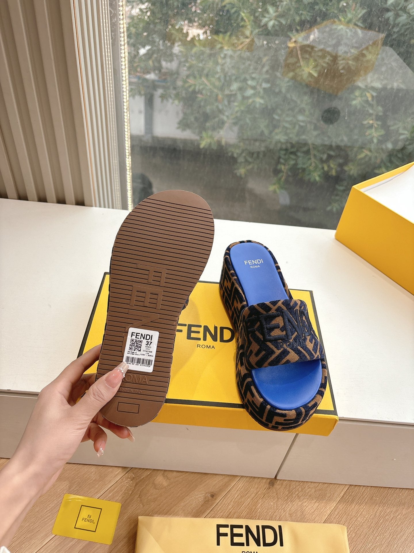 LuxluxHouse Best Quality Fendi Women Shoes