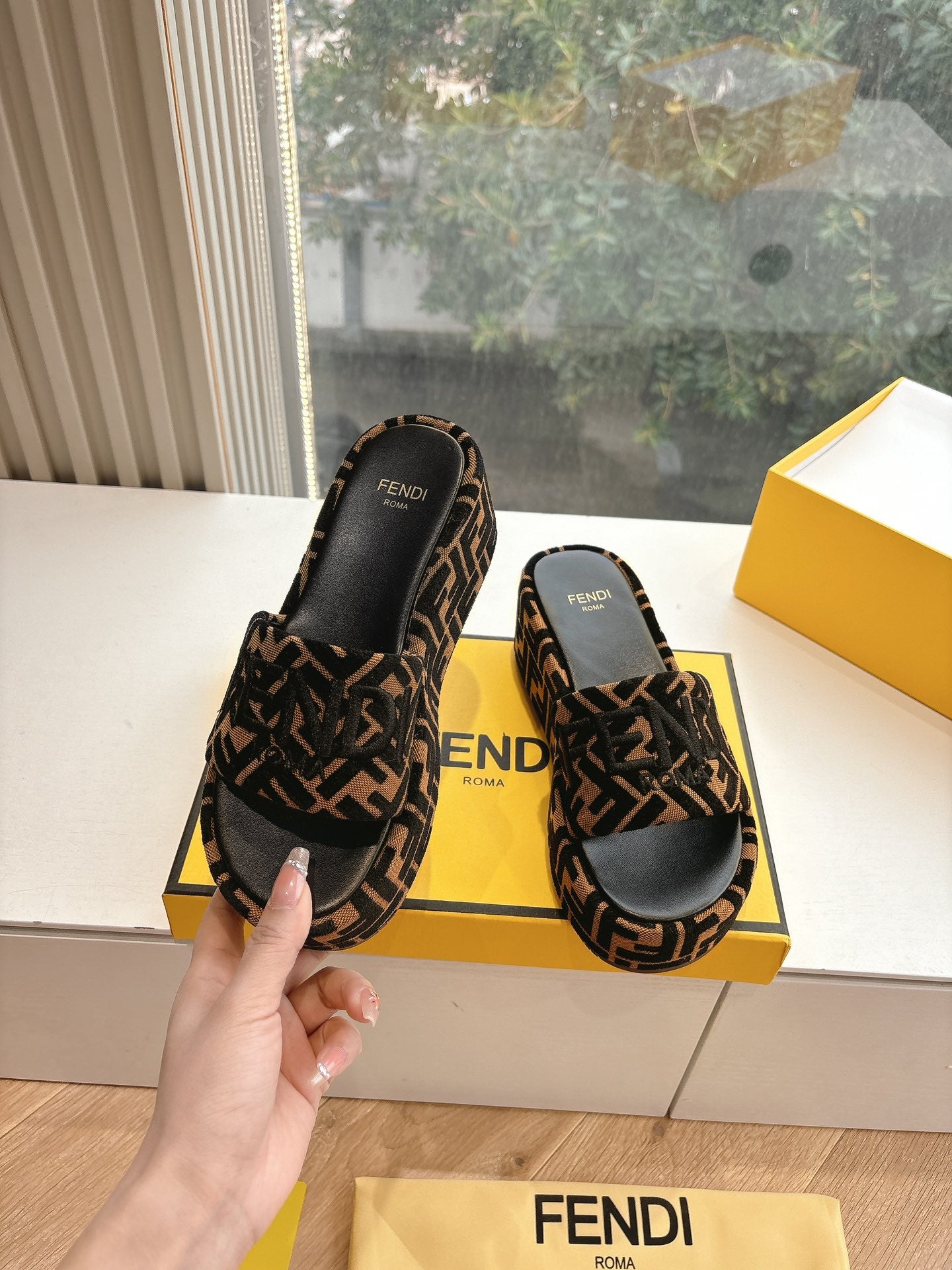 LuxluxHouse Best Quality Fendi Women Shoes