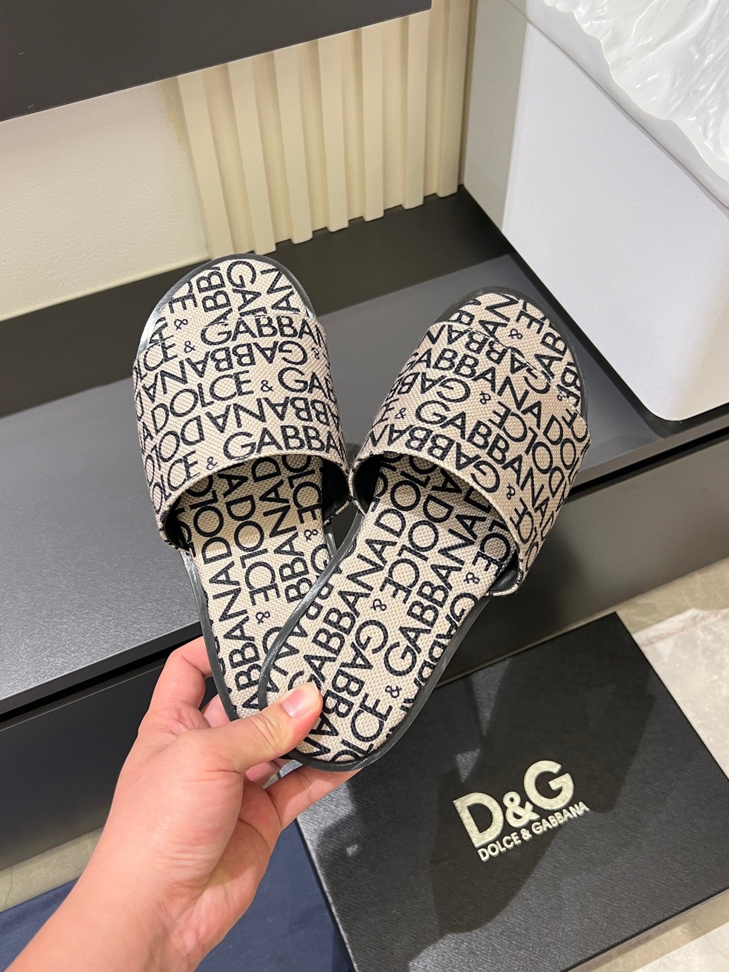 LuxluxHouse Best Quality Sandals Dolce & Gabbana