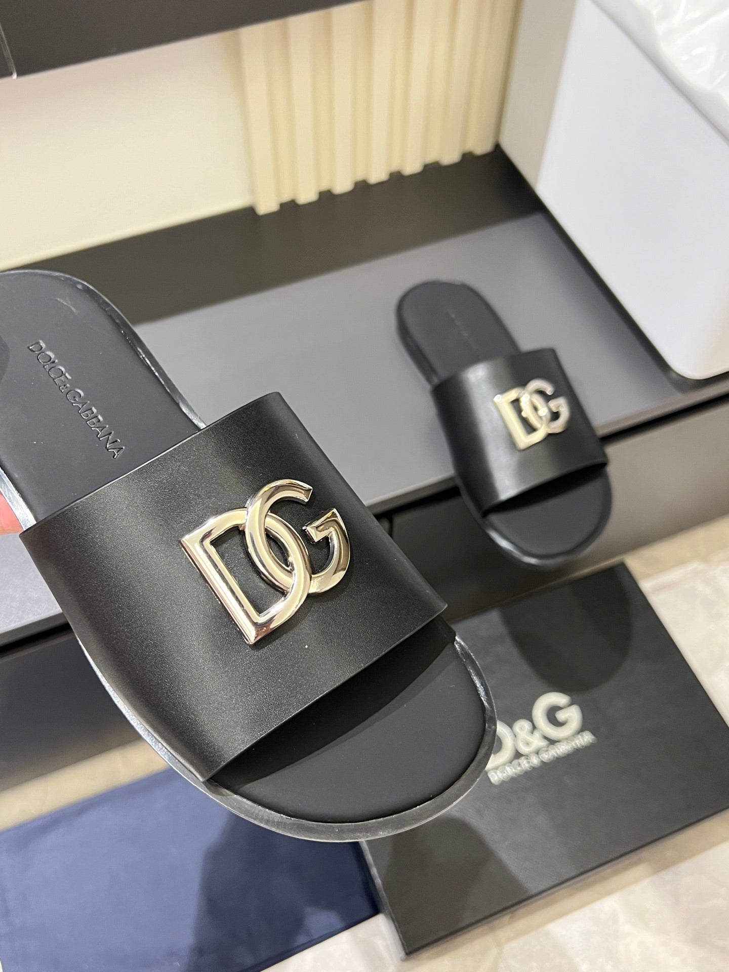 LuxluxHouse Best Quality Sandals Dolce & Gabbana