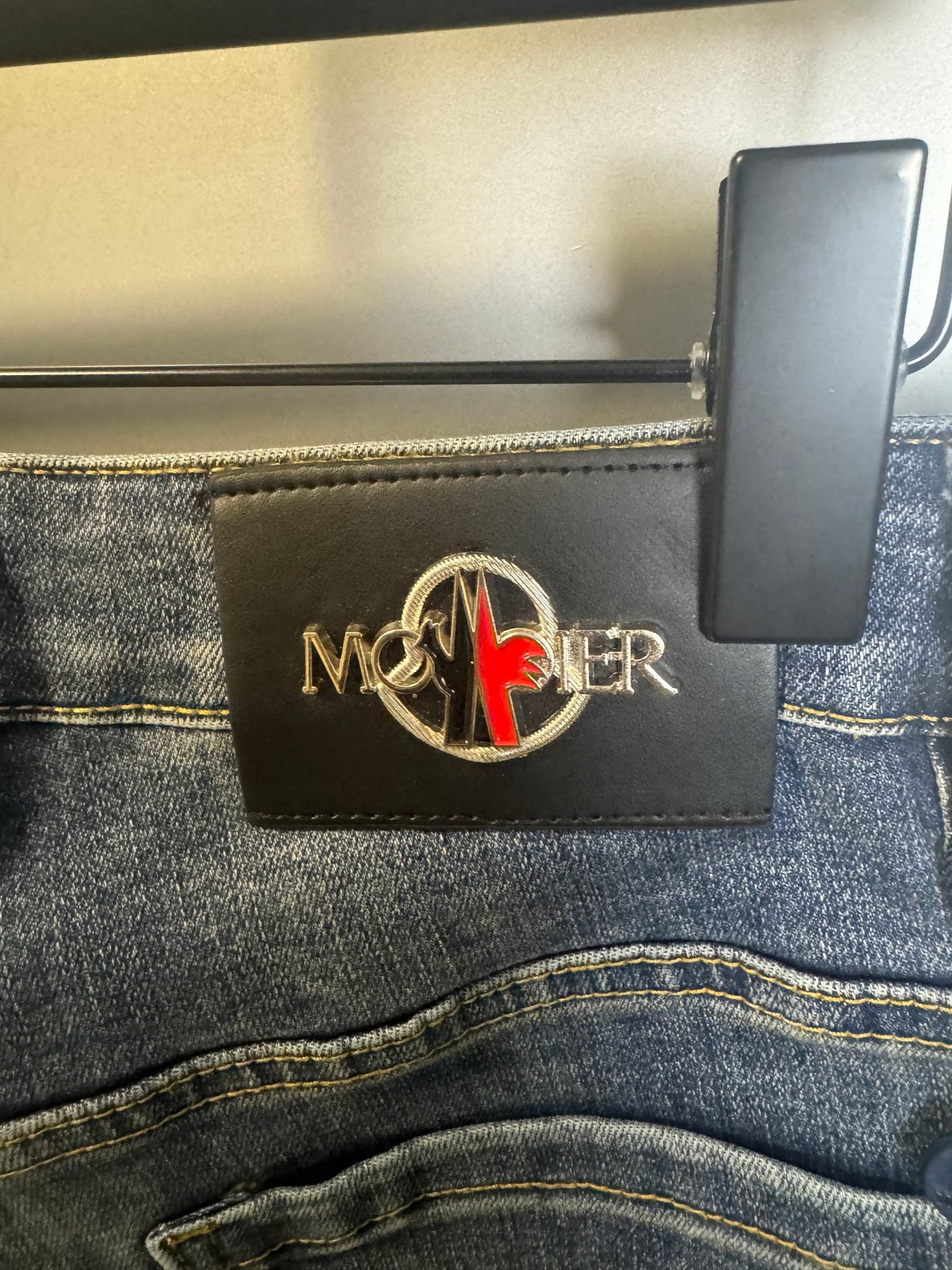 LuxluxHouse Best Quality Clothes Pants Moncler