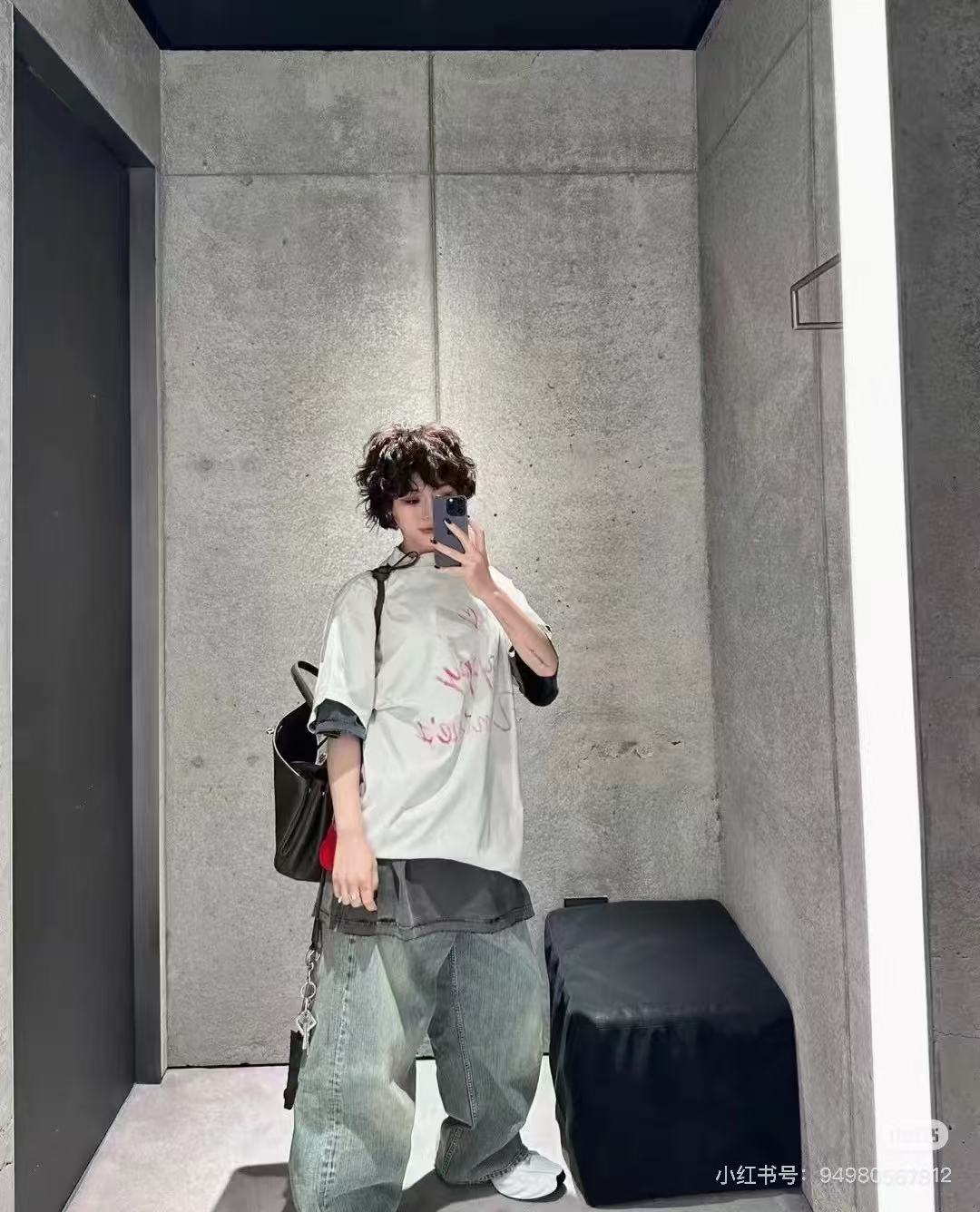 LuxluxHouse Best Quality Clothes Balenciaga T-shirt