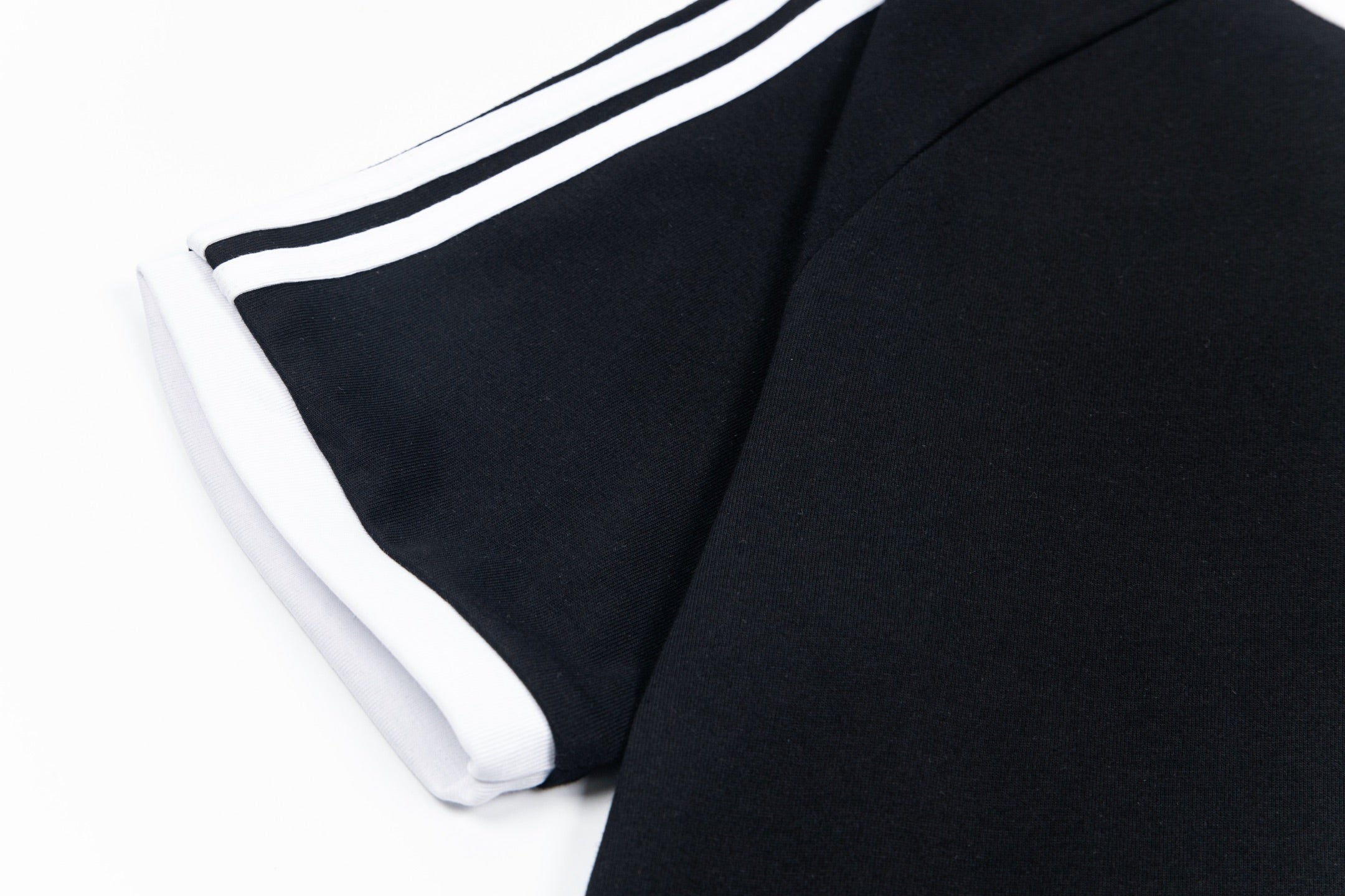 LuxluxHouse Best Quality Clothes Nike & Adidas T-shirt