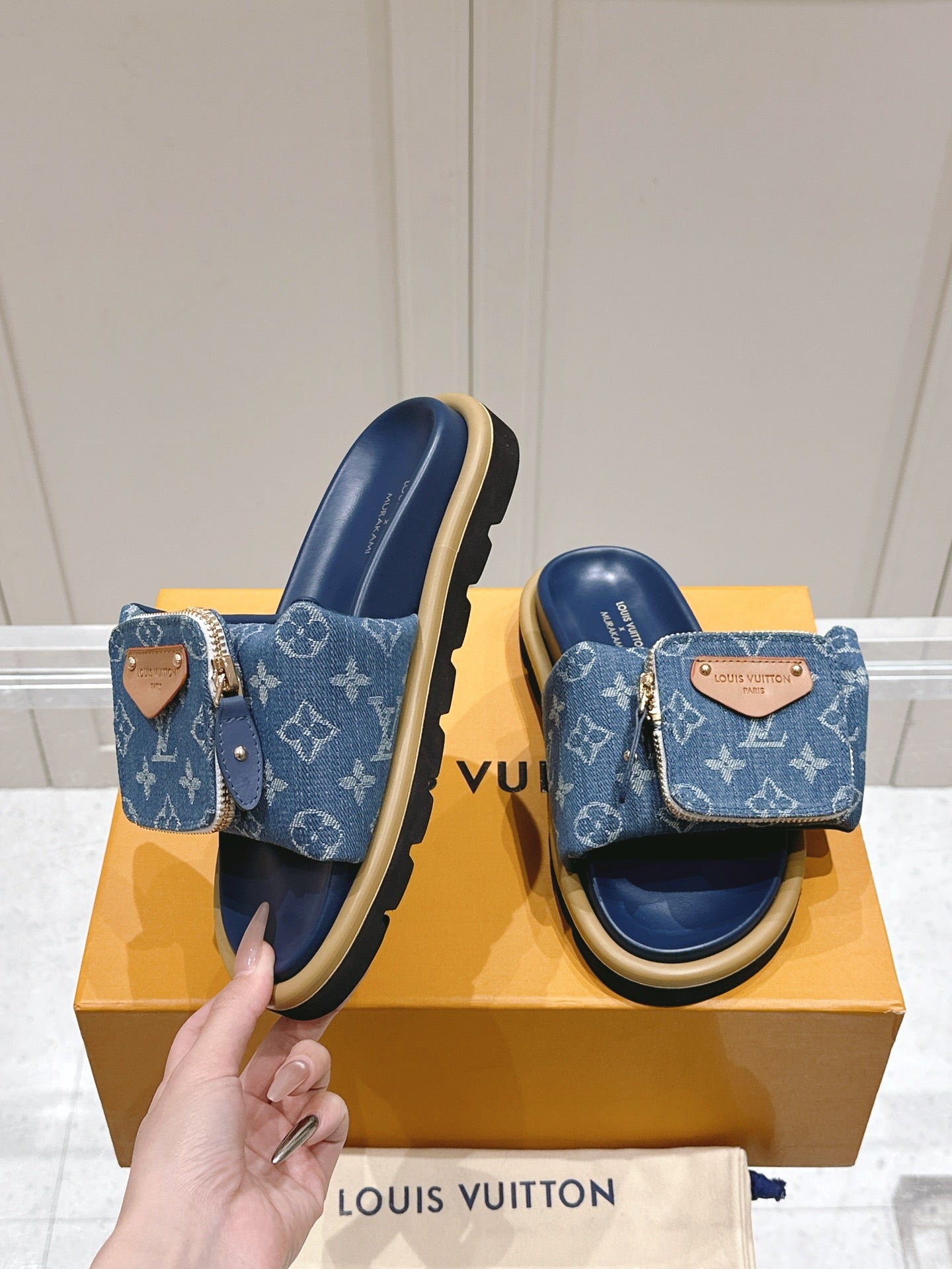 LuxluxHouse Best Quality Women Shoes Louis Vuitton