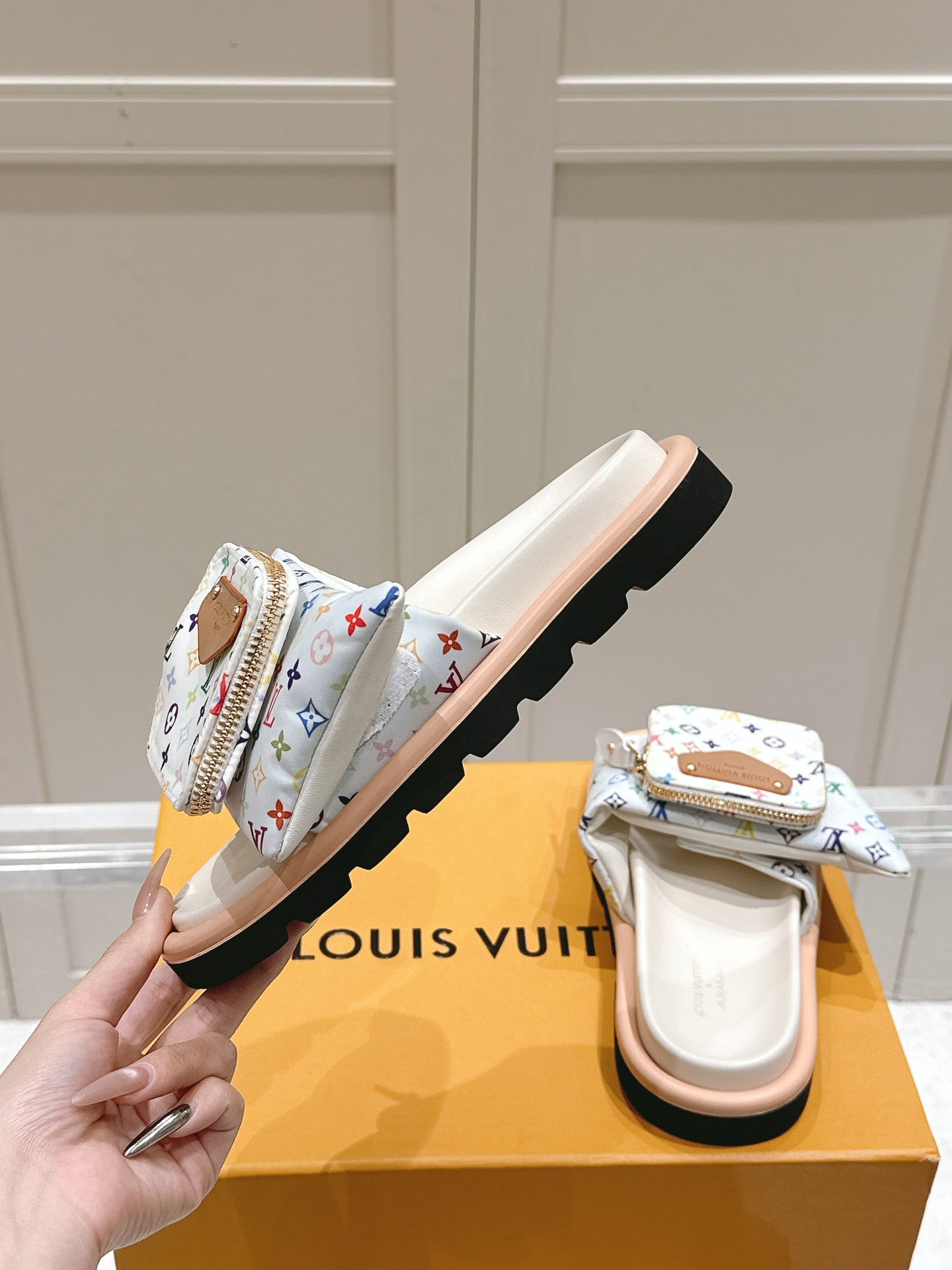 LuxluxHouse Best Quality Women Shoes Louis Vuitton