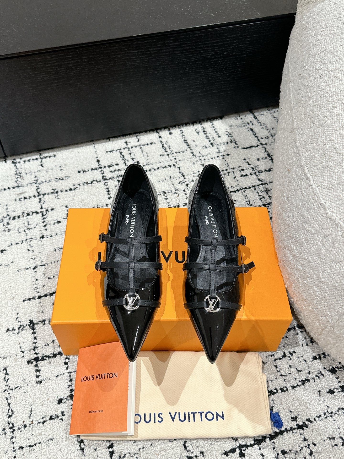 LuxluxHouse Best Quality Women Shoes Louis Vuitton