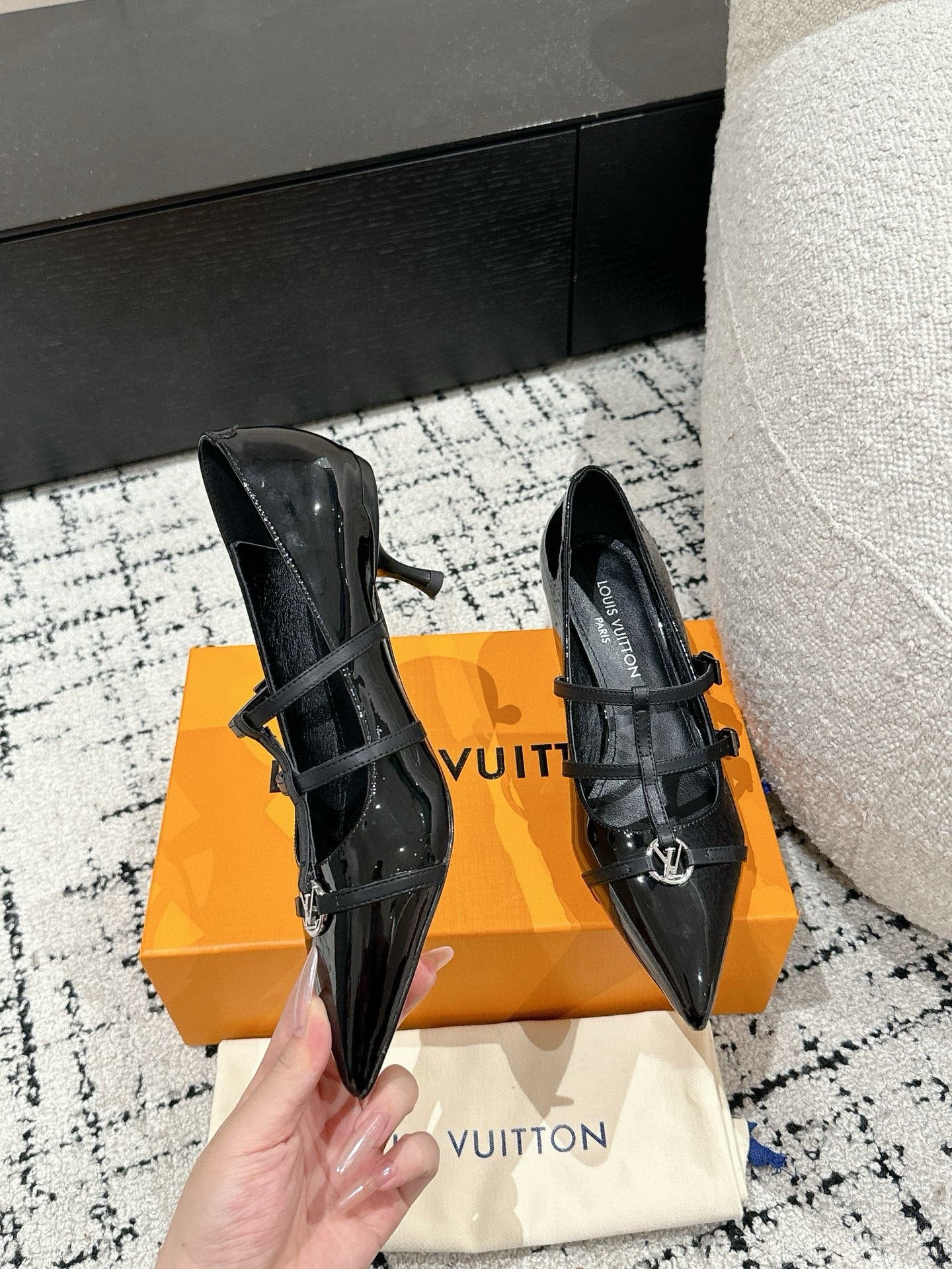 LuxluxHouse Best Quality Women Shoes Louis Vuitton