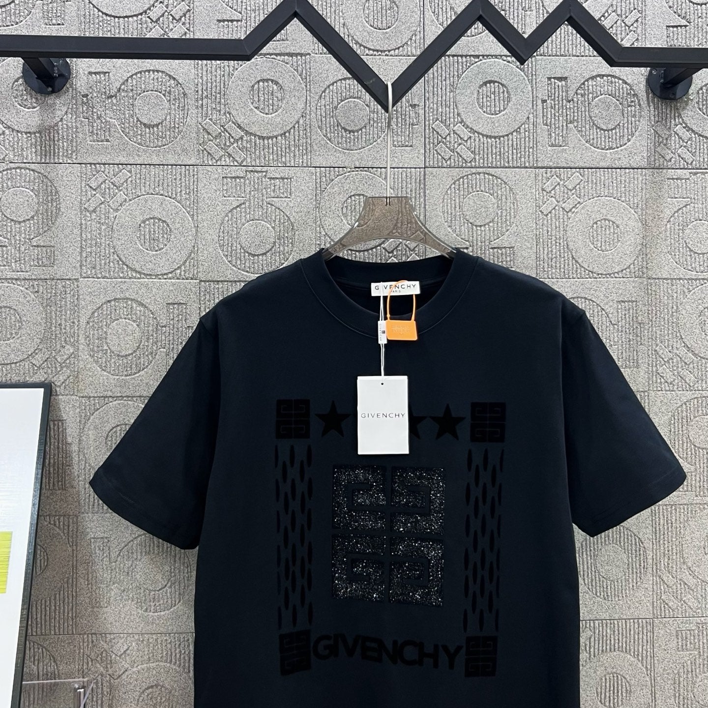 LuxluxHouse Best Quality Clothes Givenchy T-shirt