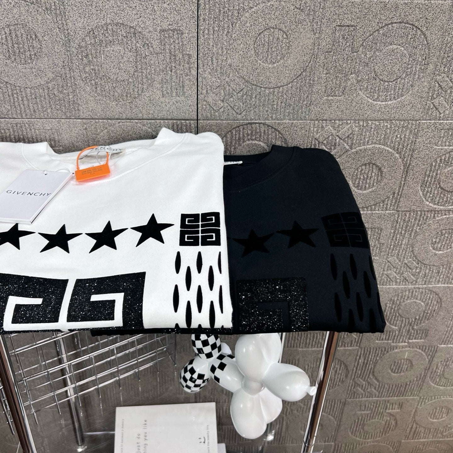 LuxluxHouse Best Quality Clothes Givenchy T-shirt
