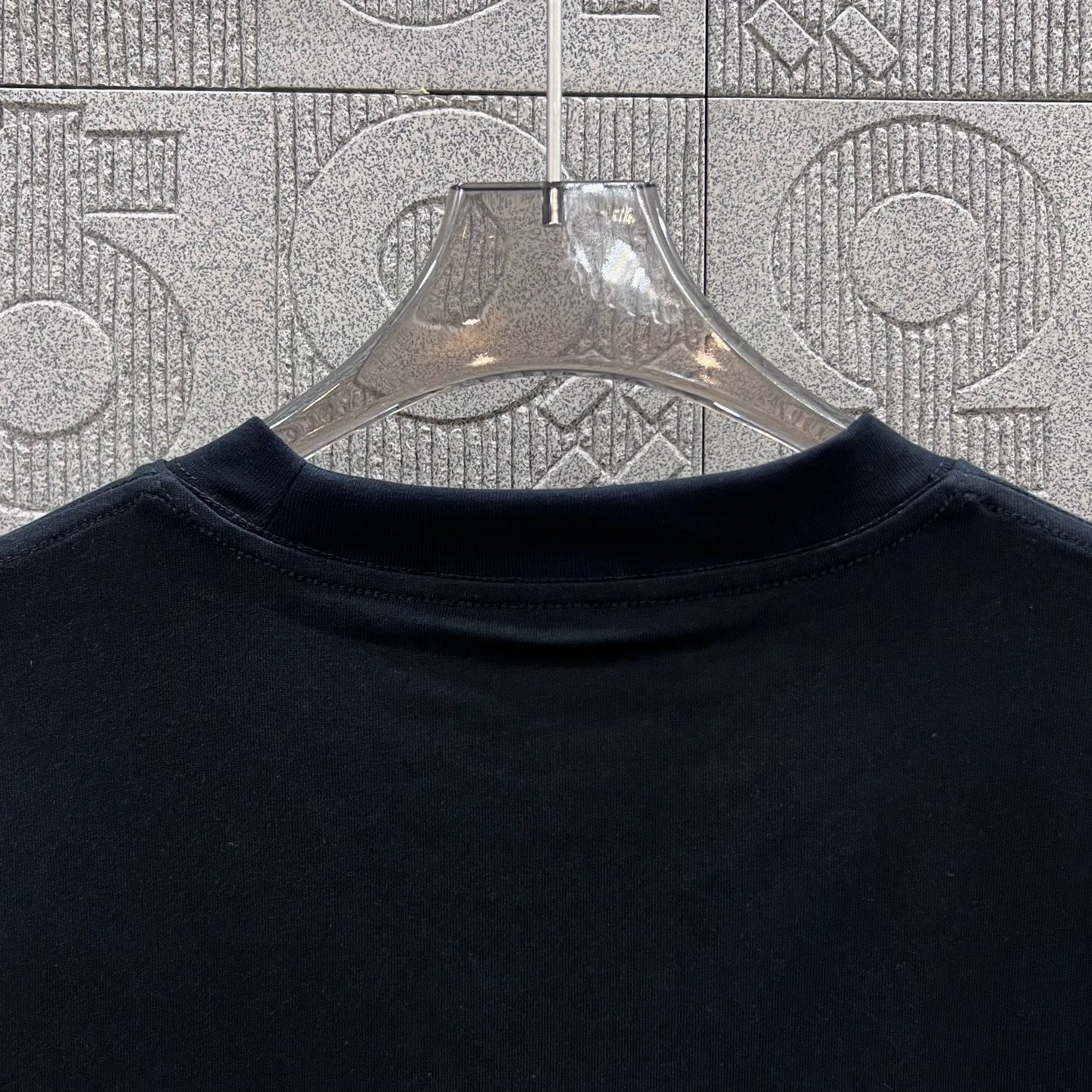 LuxluxHouse Best Quality Clothes T-shirt Prada