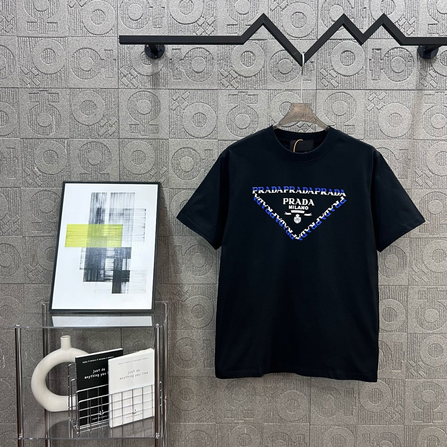 LuxluxHouse Best Quality Clothes T-shirt Prada