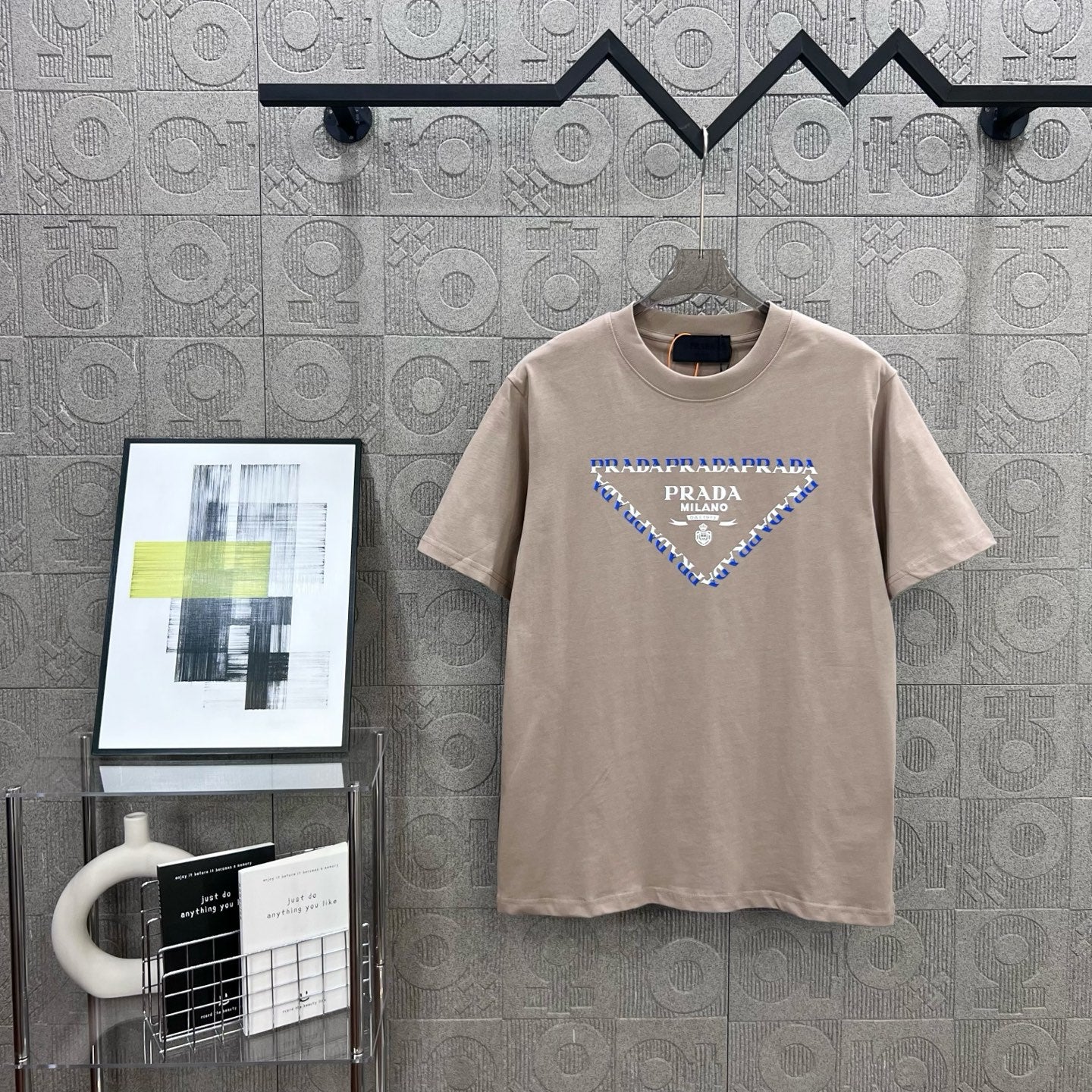 LuxluxHouse Best Quality Clothes T-shirt Prada