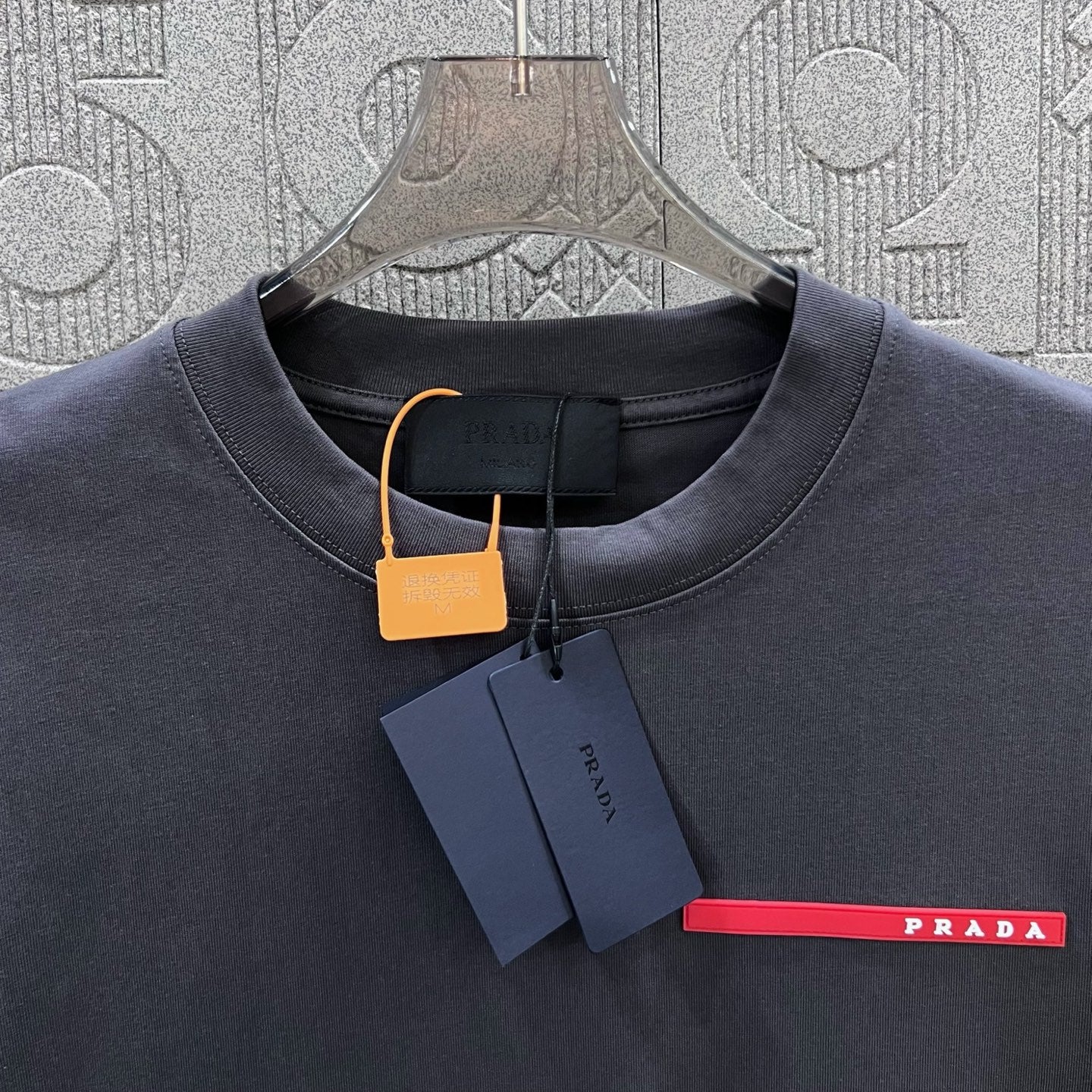 LuxluxHouse Best Quality Clothes T-shirt Prada