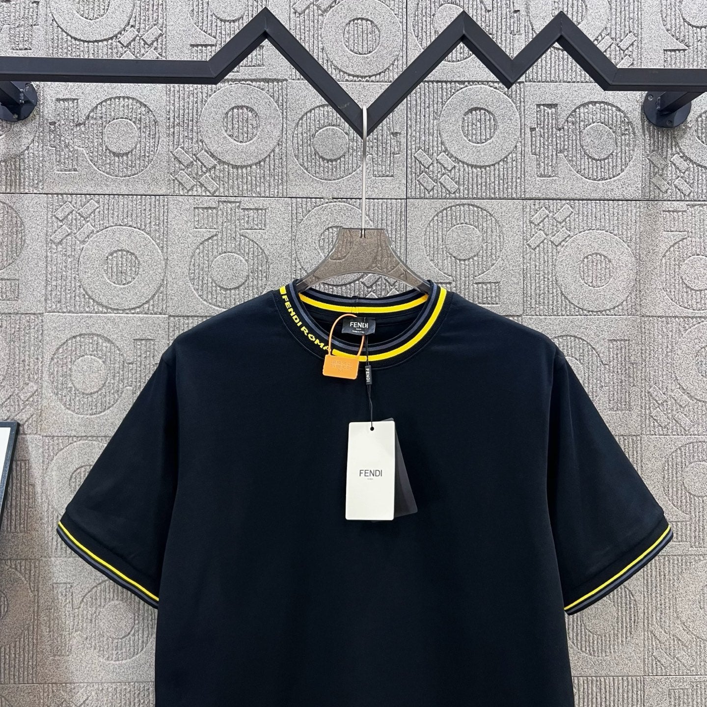 LuxluxHouse Best Quality Clothes Fendi T-shirt