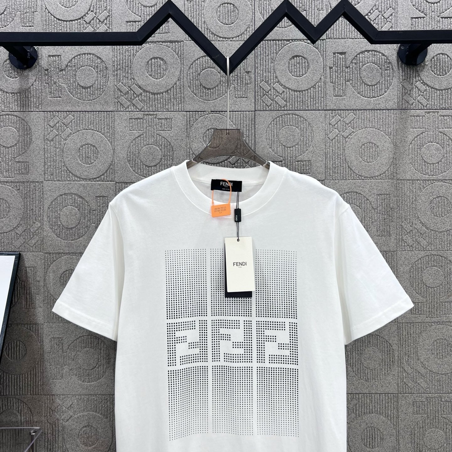 LuxluxHouse Best Quality Clothes Fendi T-shirt