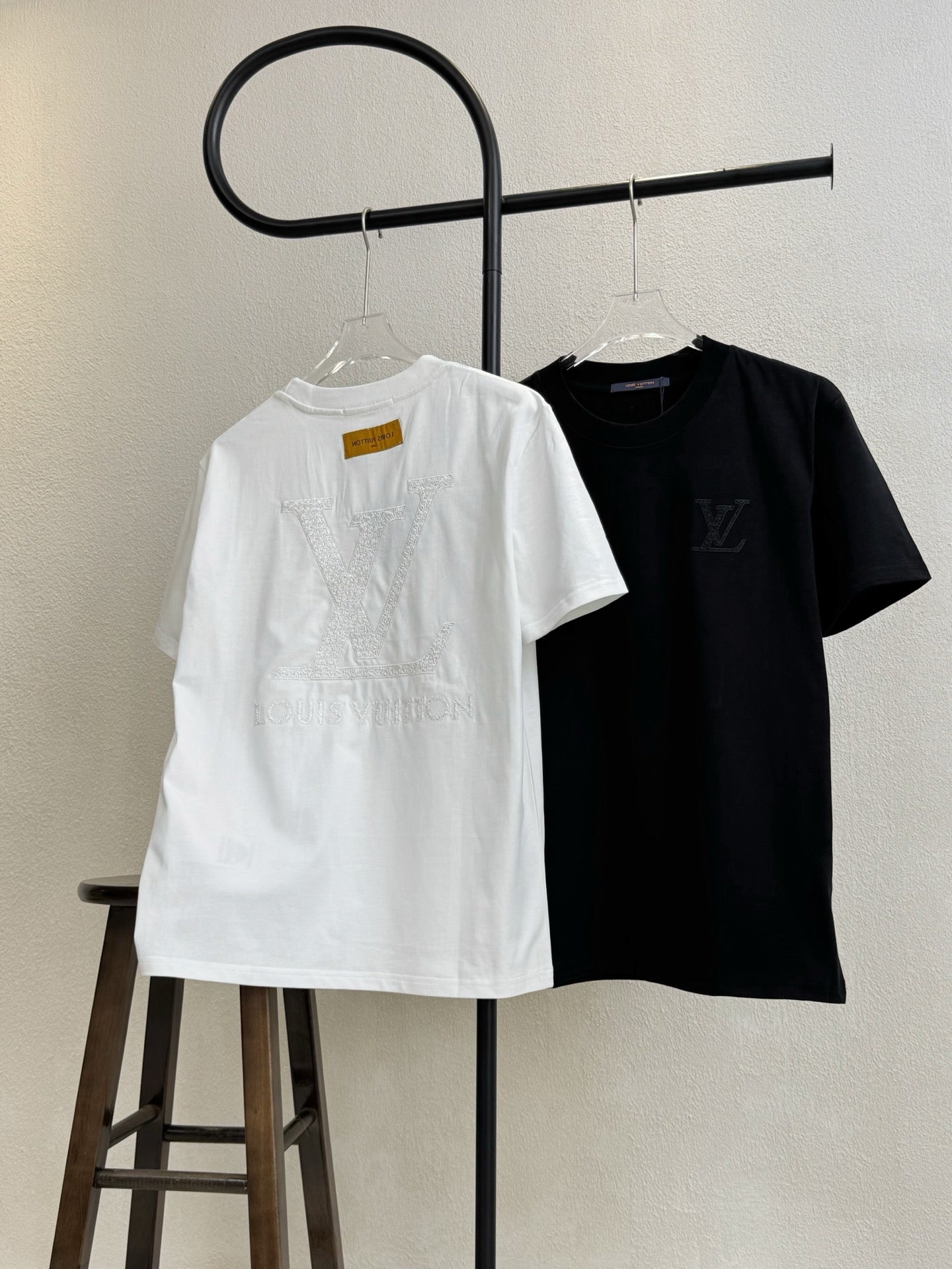 LuxluxHouse Best Quality Clothes T-shirt Louis Vuitton