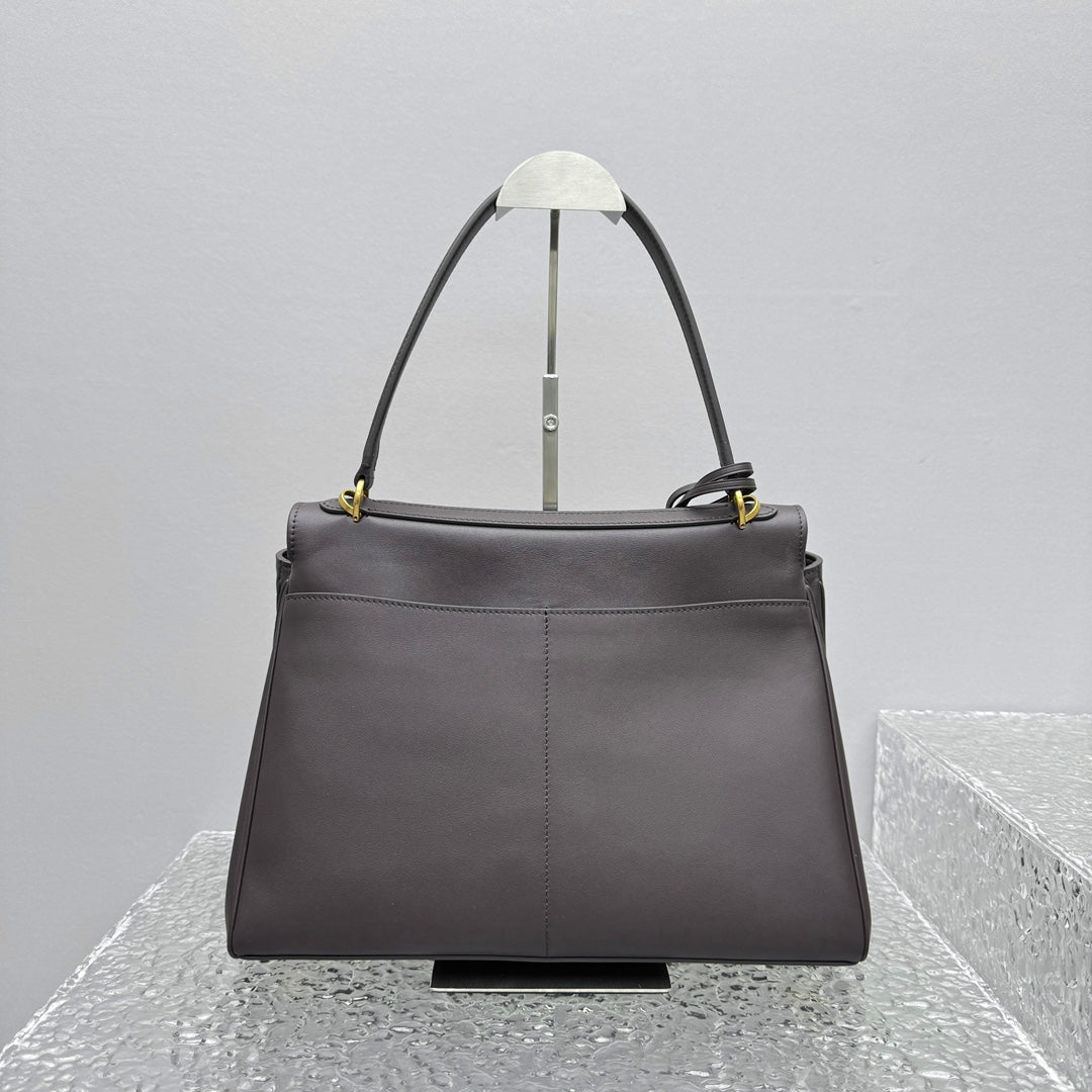 LuxluxHouse Best Quality Bags Balenciaga Women Men