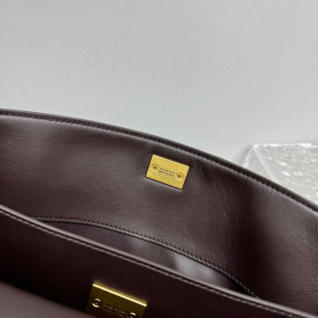 LuxluxHouse Best Quality Bags Balenciaga Women Men