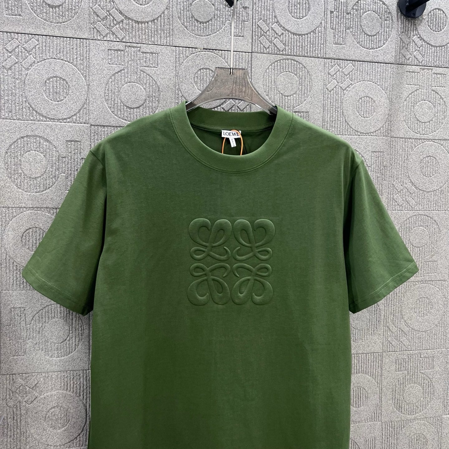 LuxluxHouse Best Quality Clothes T-shirt Loewe