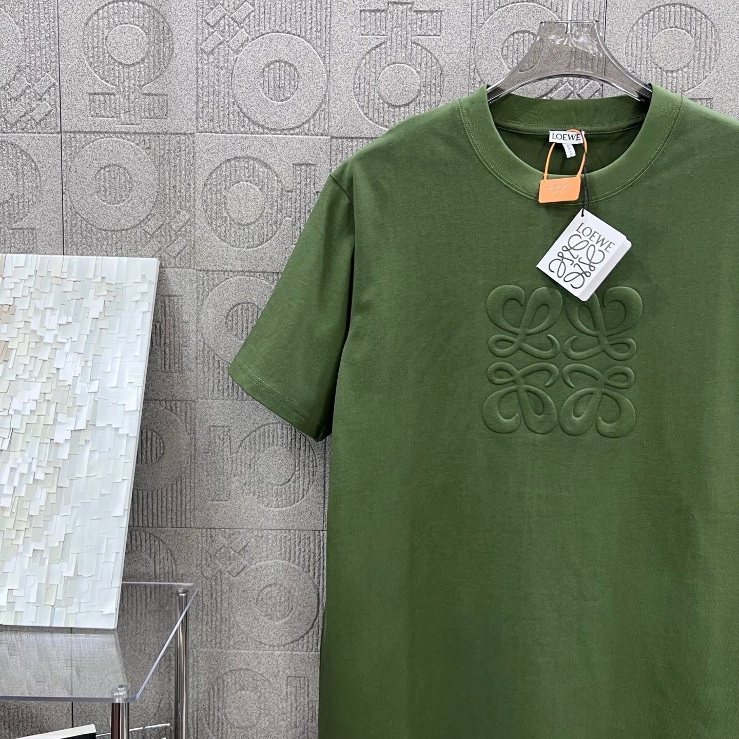 LuxluxHouse Best Quality Clothes T-shirt Loewe