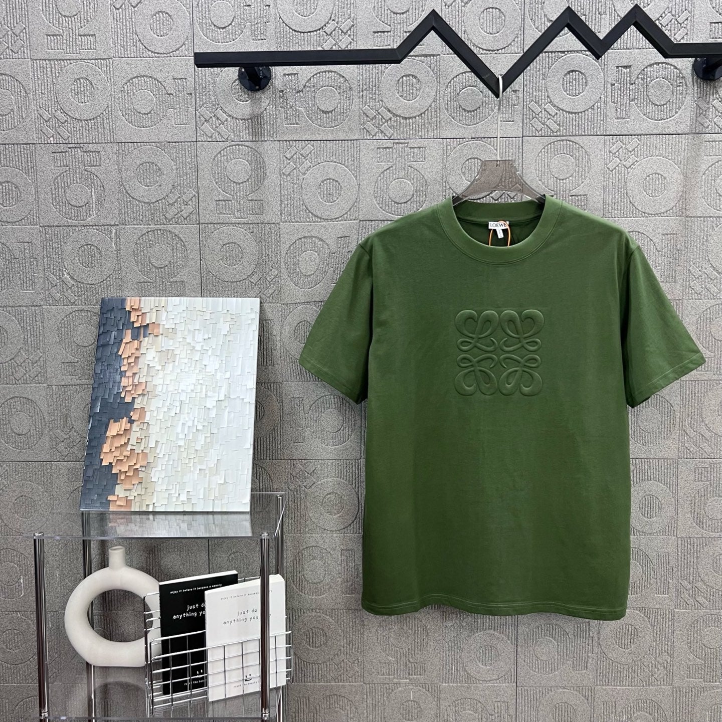 LuxluxHouse Best Quality Clothes T-shirt Loewe