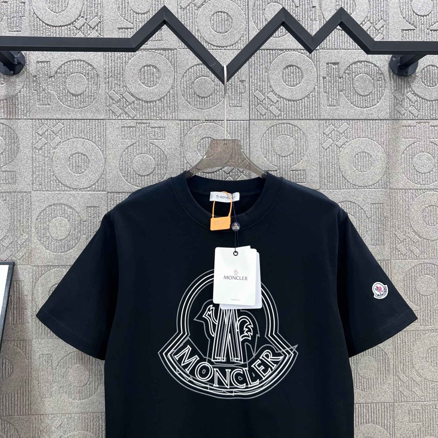 LuxluxHouse Best Quality Clothes T-shirt Moncler