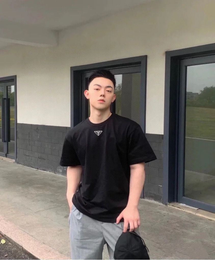 LuxluxHouse Best Quality Clothes T-shirt Prada