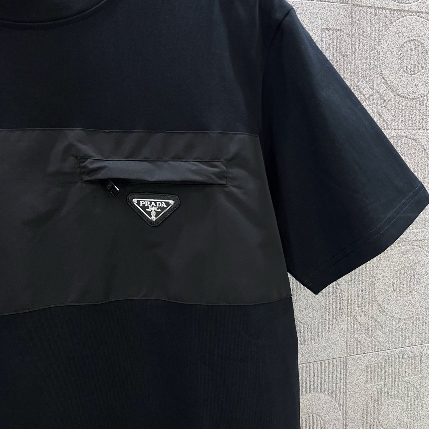 LuxluxHouse Best Quality Clothes T-shirt Prada