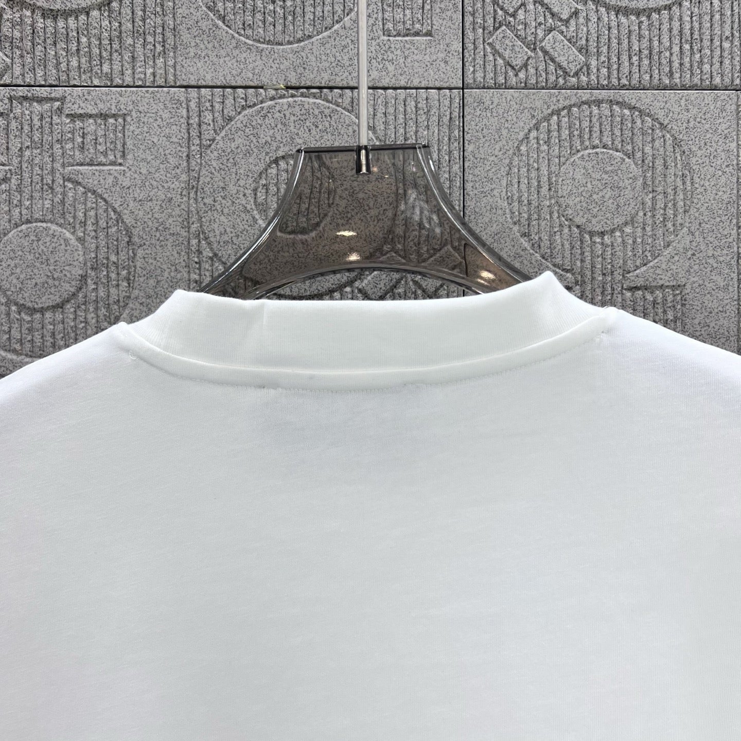 LuxluxHouse Best Quality Clothes T-shirt Prada