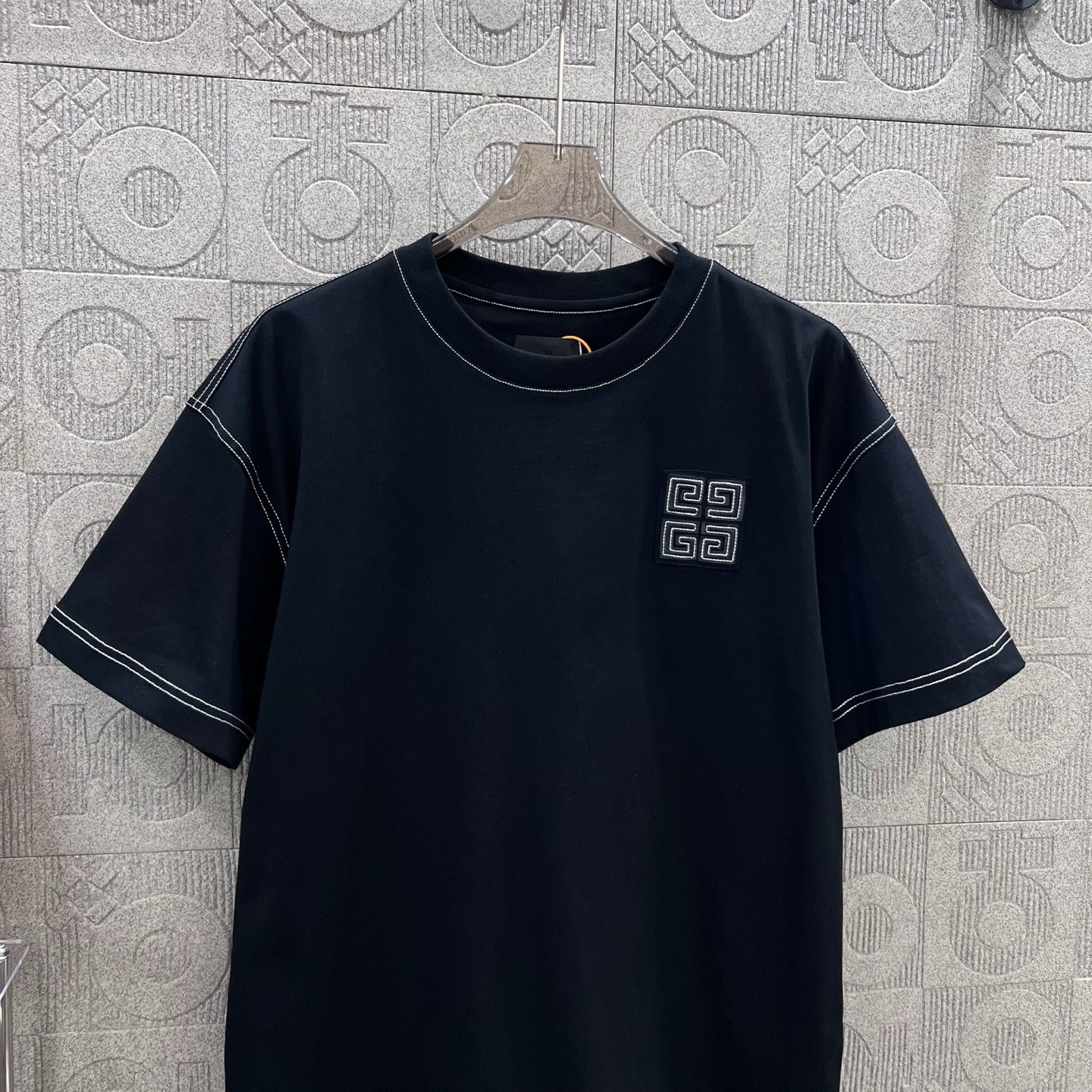 LuxluxHouse Best Quality Clothes Givenchy T-shirt