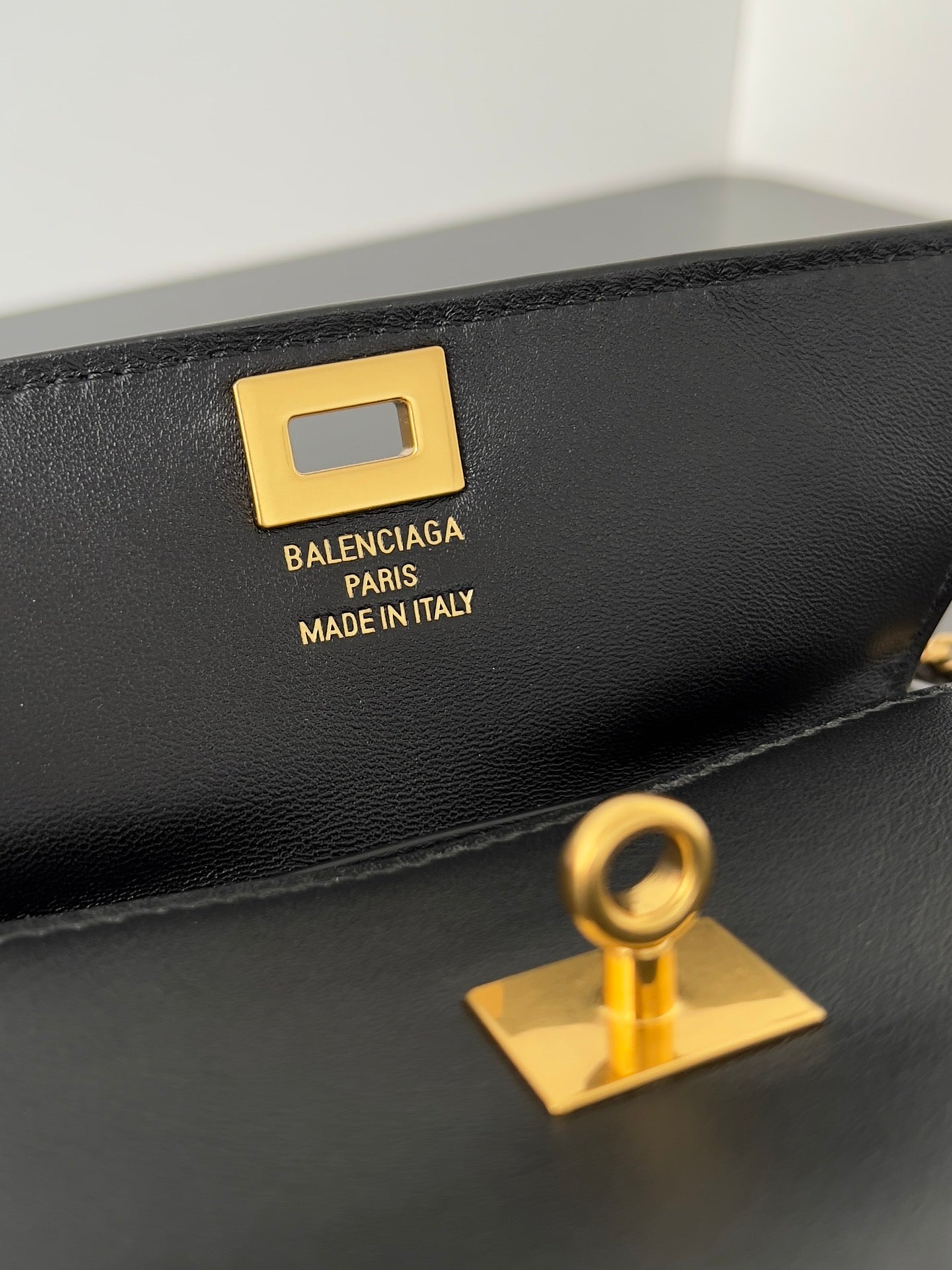LuxluxHouse Best Quality Bags Balenciaga